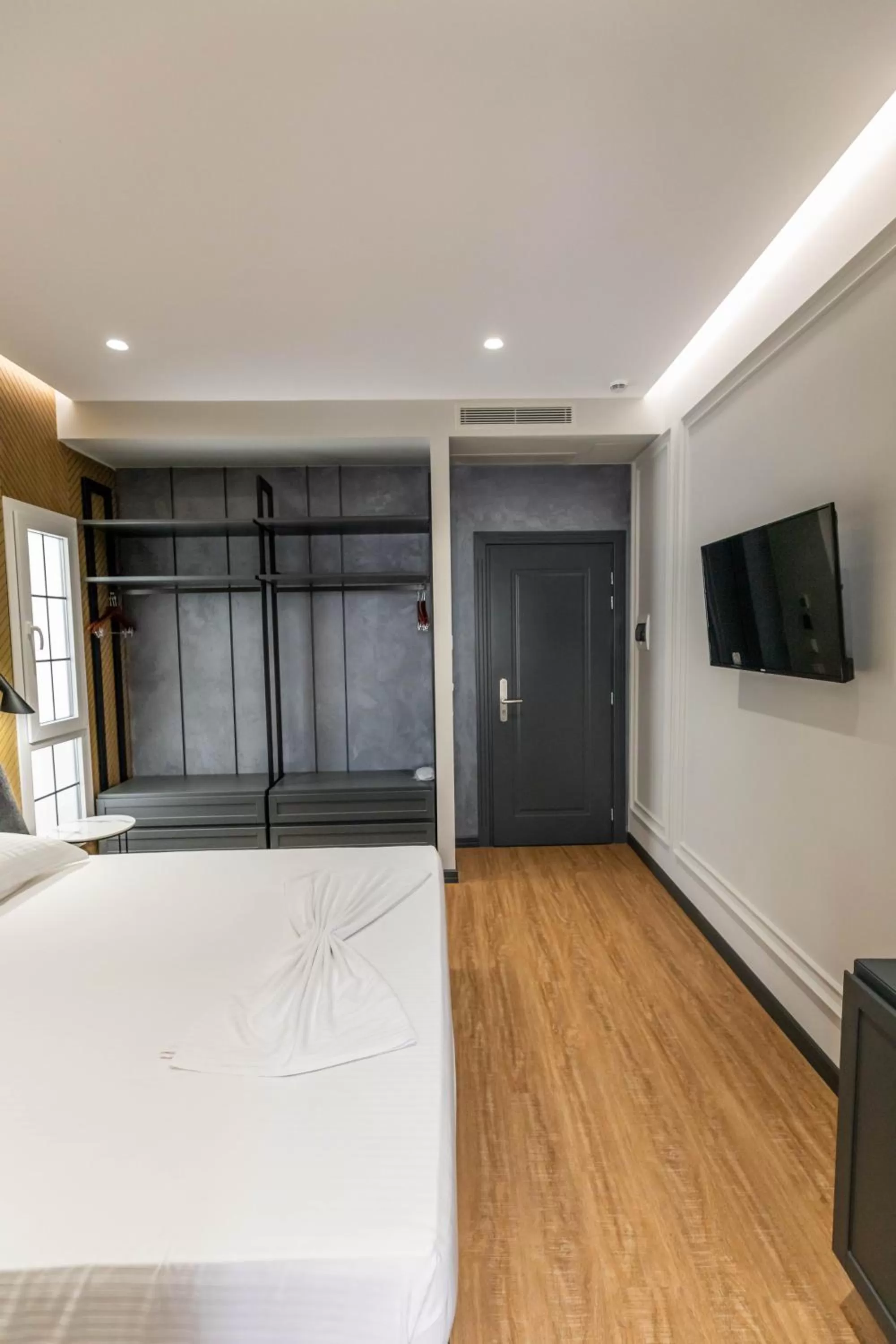 Bedroom, TV/Entertainment Center in Hotel Europa