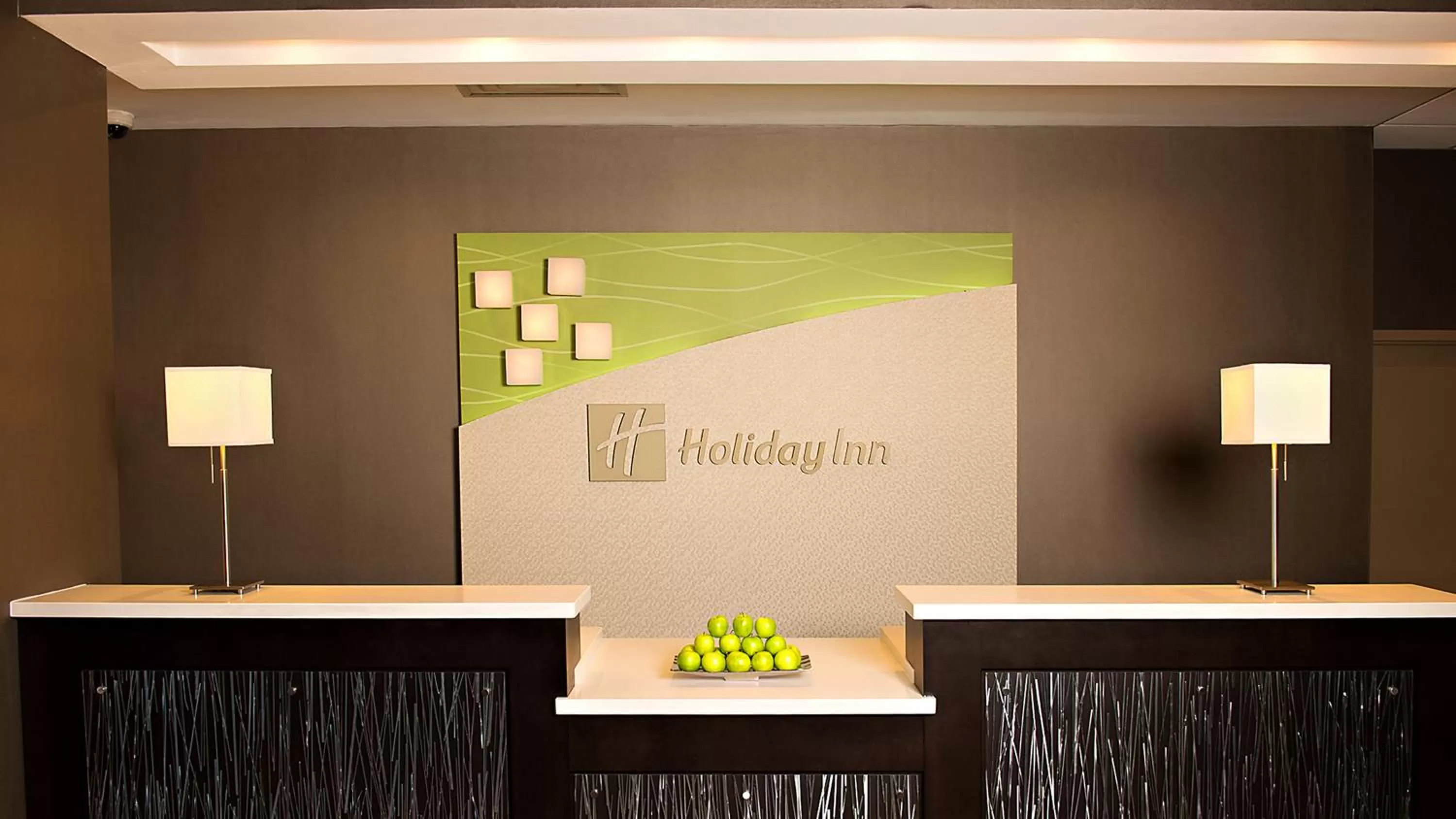 Property building in Holiday Inn & Suites Mississauga West - Meadowvale by IHG