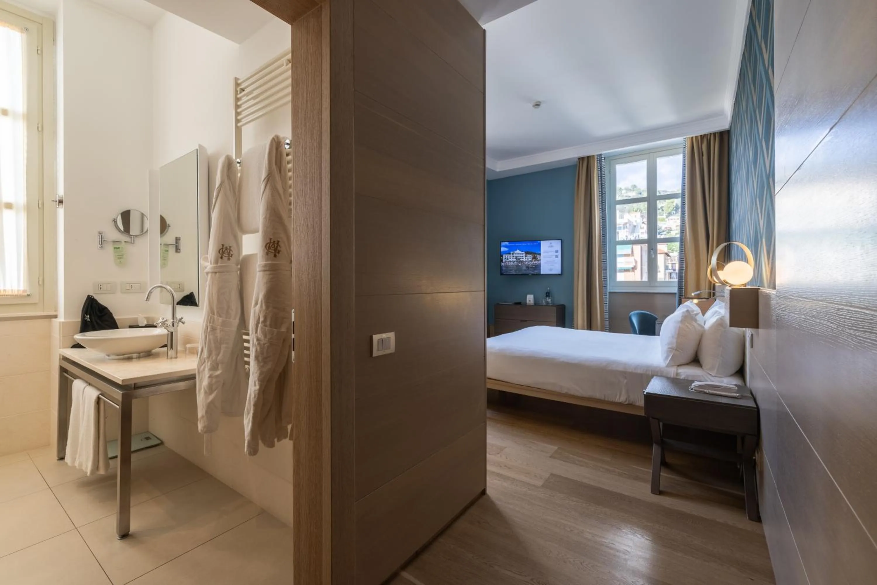 Bed in Grand Hotel Alassio Beach & Spa Resort - The Leading Hotels of the World