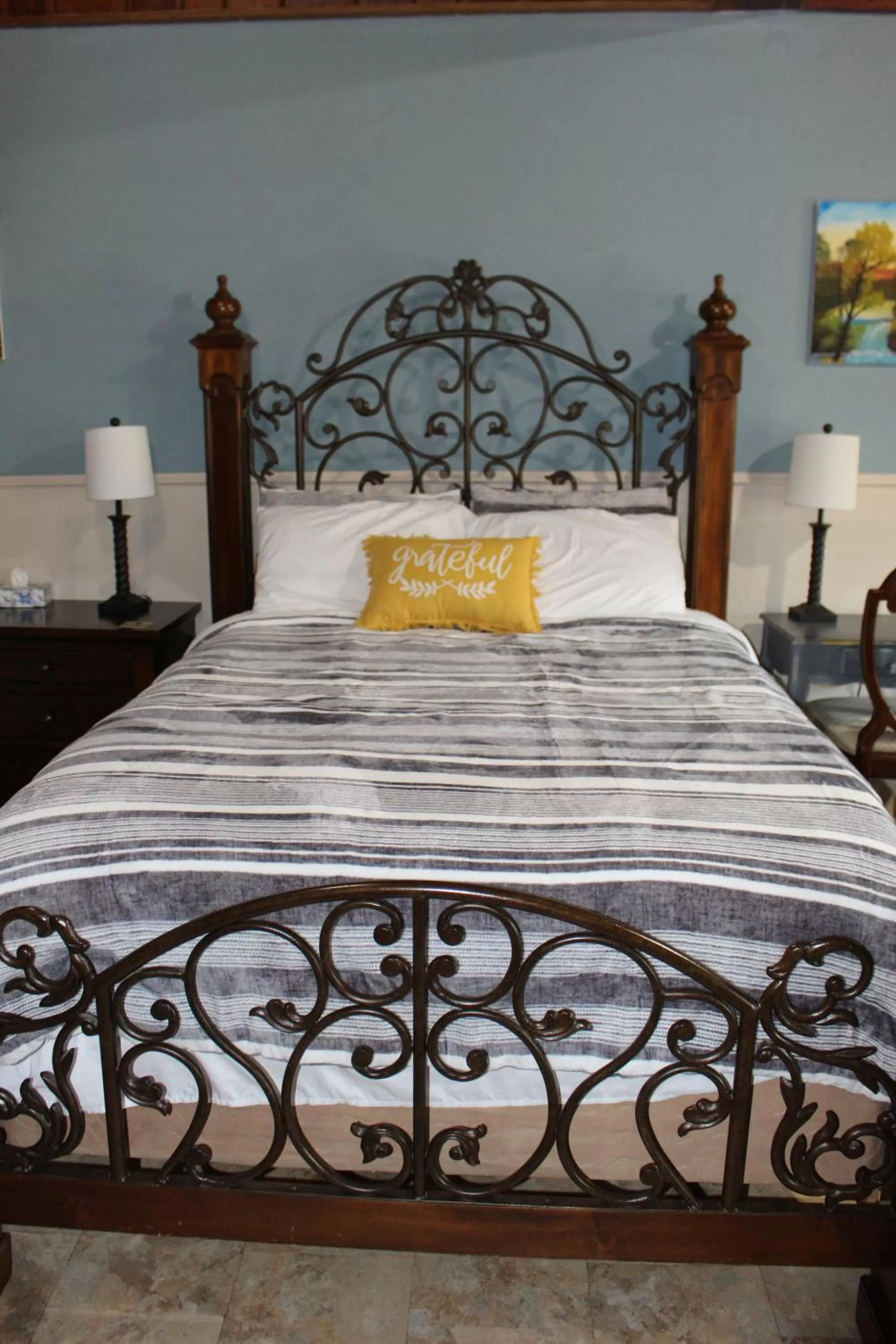 Bed in Live Oak B&B