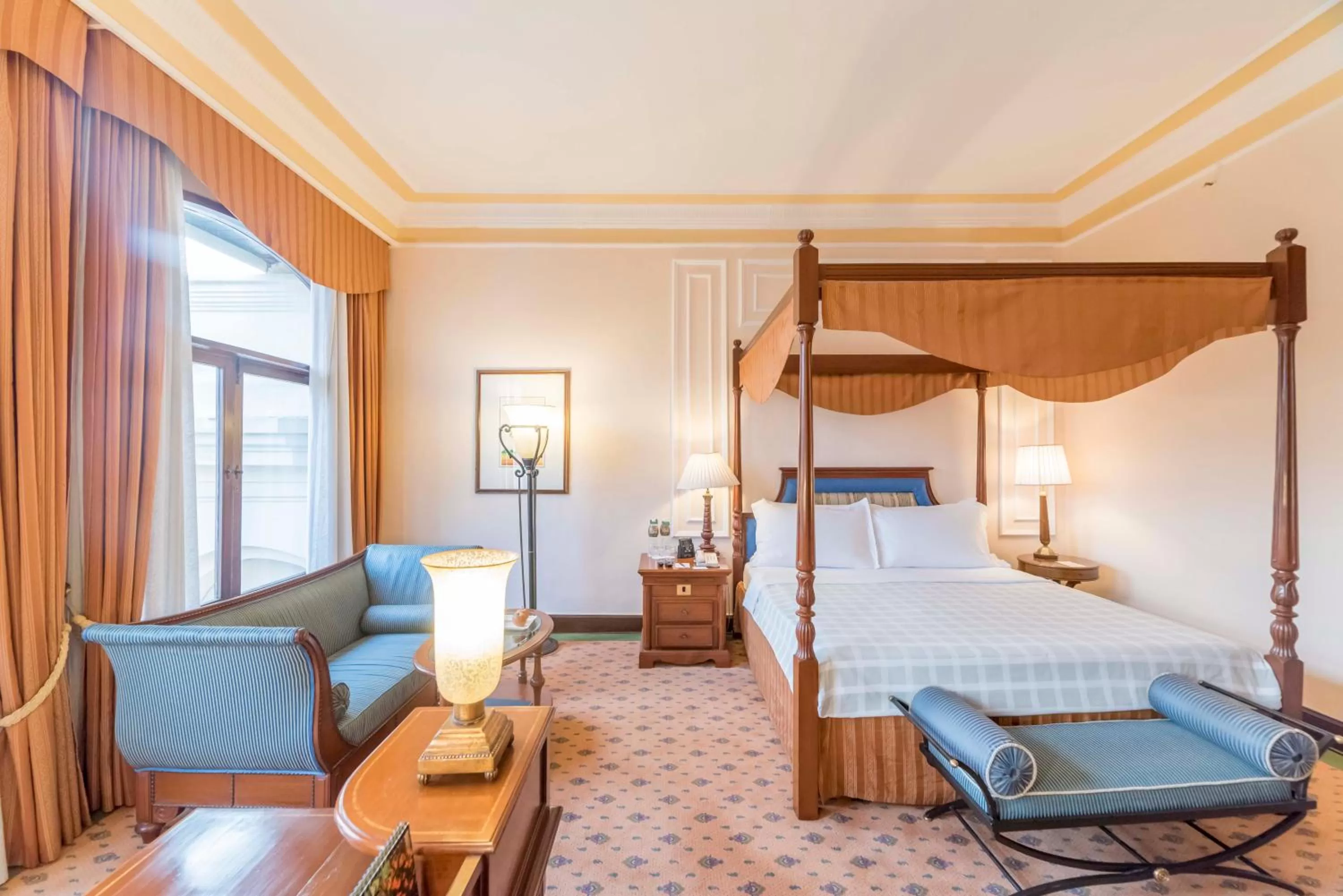 The Oberoi Grand Kolkata