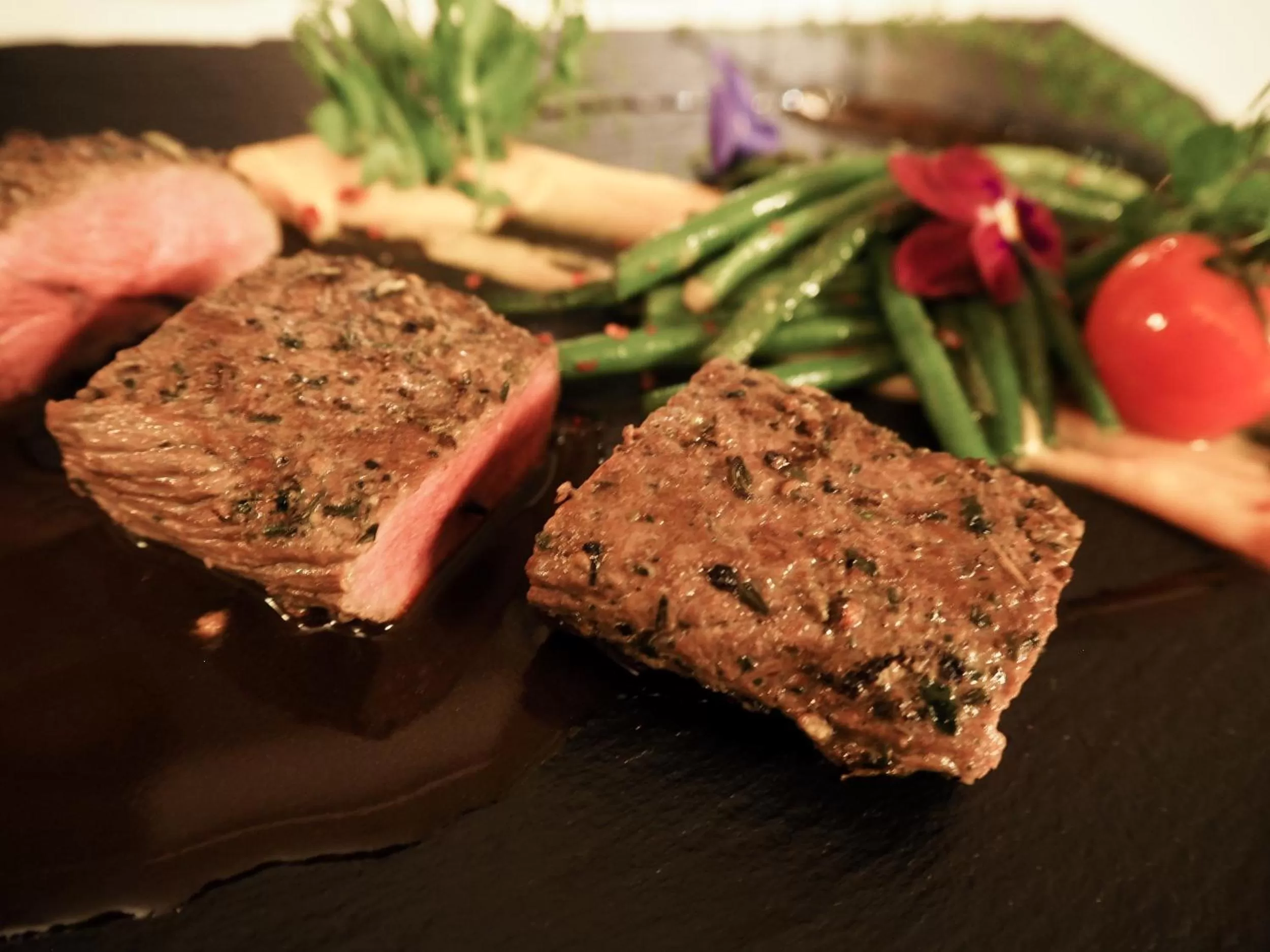 Food and drinks in Alpine Hideaway ZILLERTALERHOF - 4 Sterne Superior