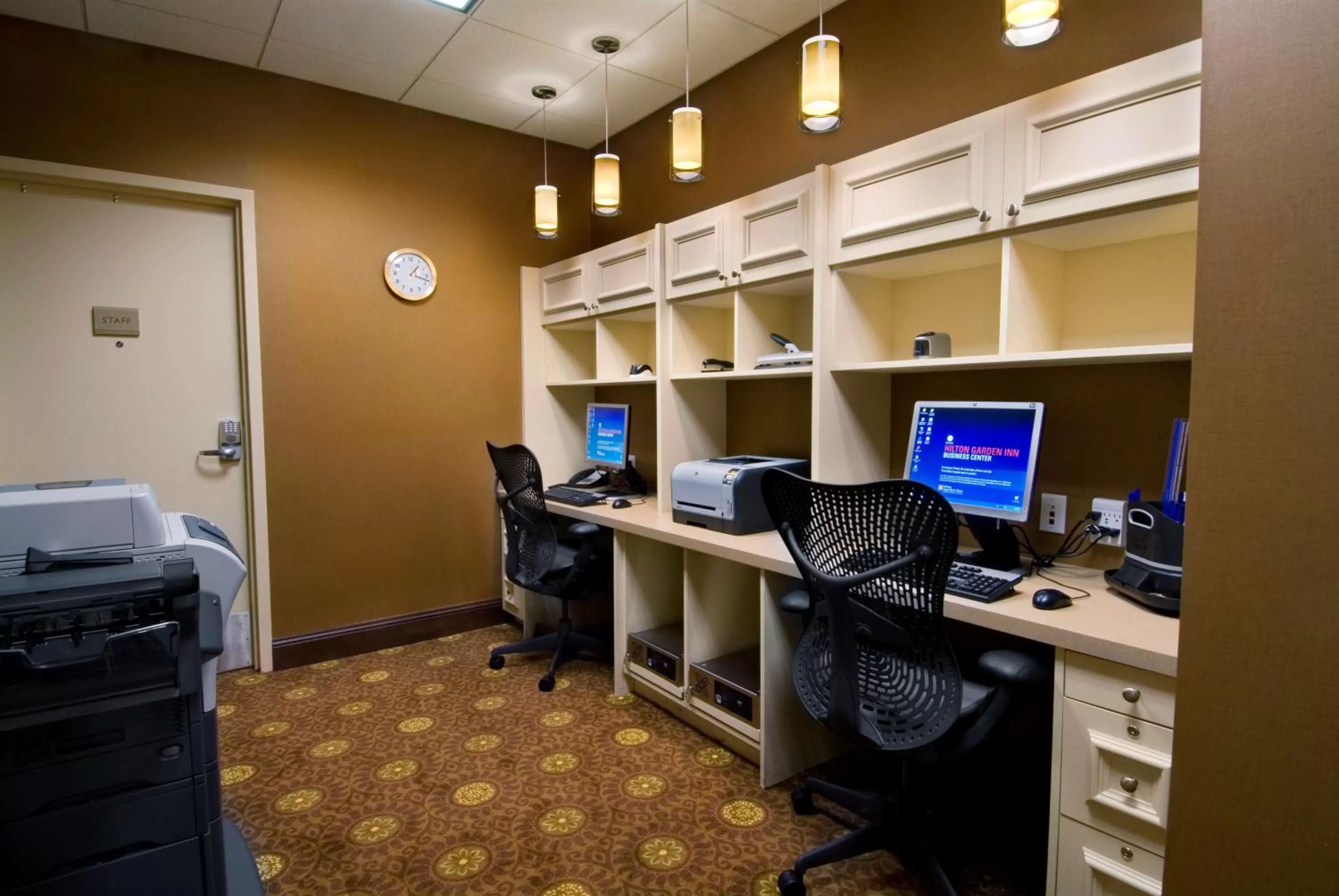 Business facilities in Hilton Garden Inn Phoenix Airport North