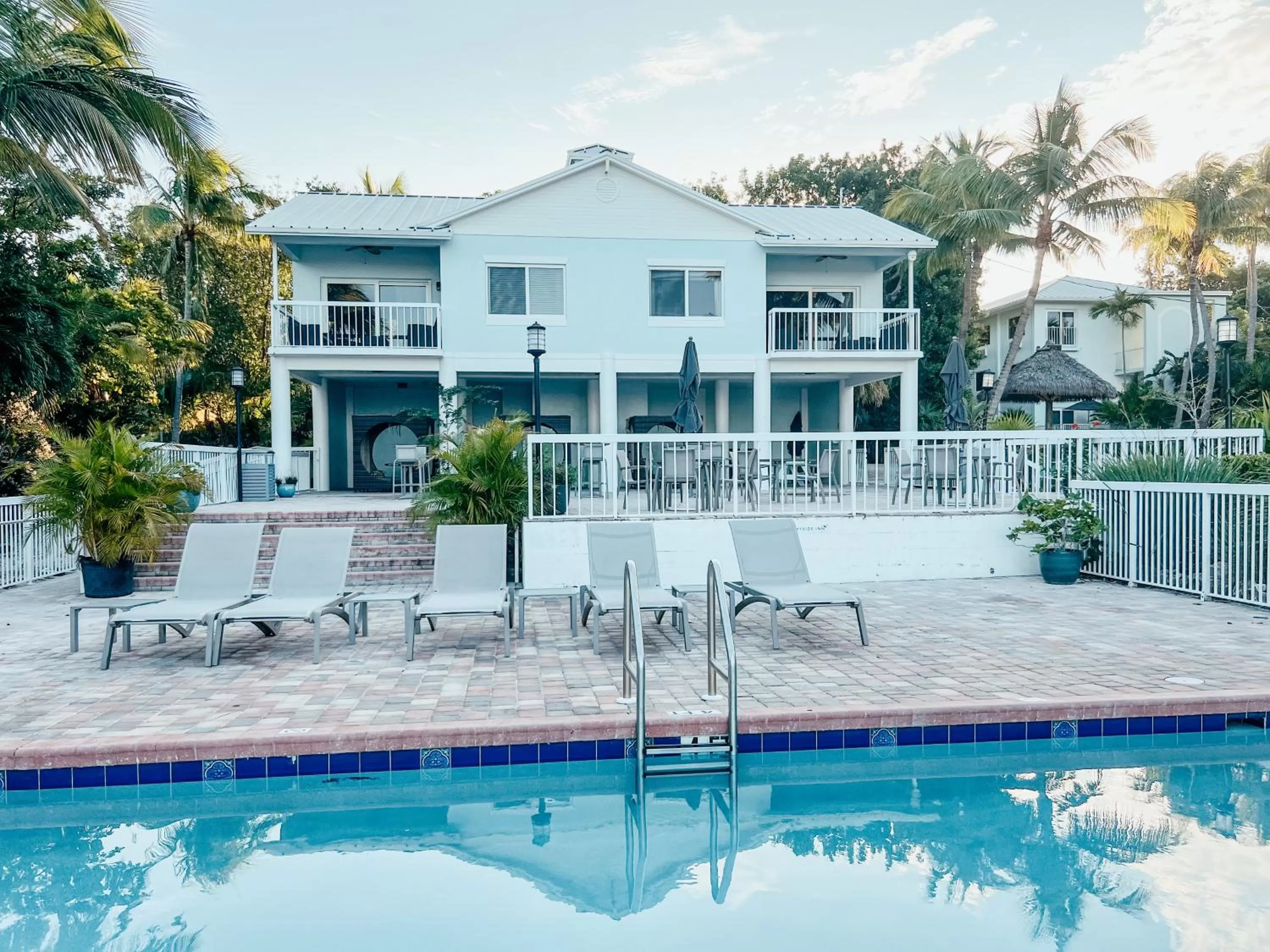 Property building in Bayside Inn Key Largo
