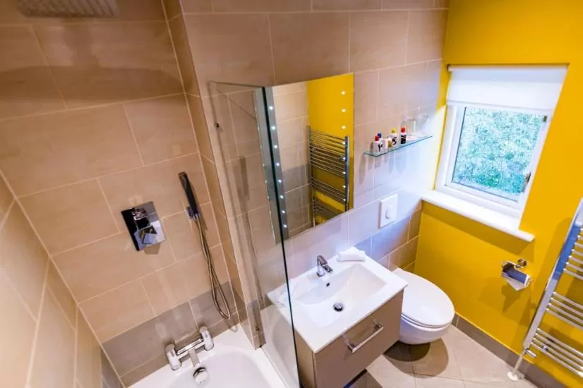 Stonecross Manor Hotel