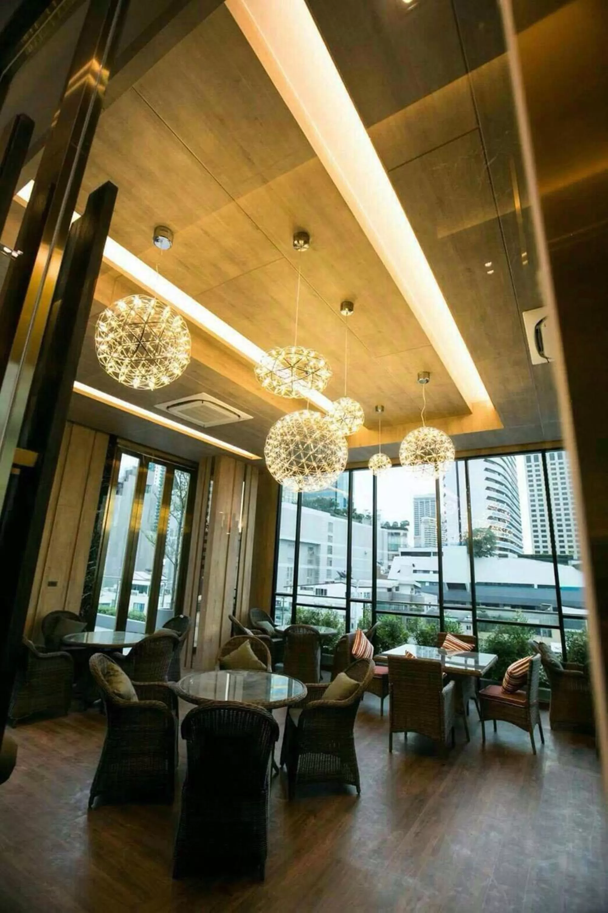 Restaurant/places to eat in Arte Hotel - SHA Extra Plus