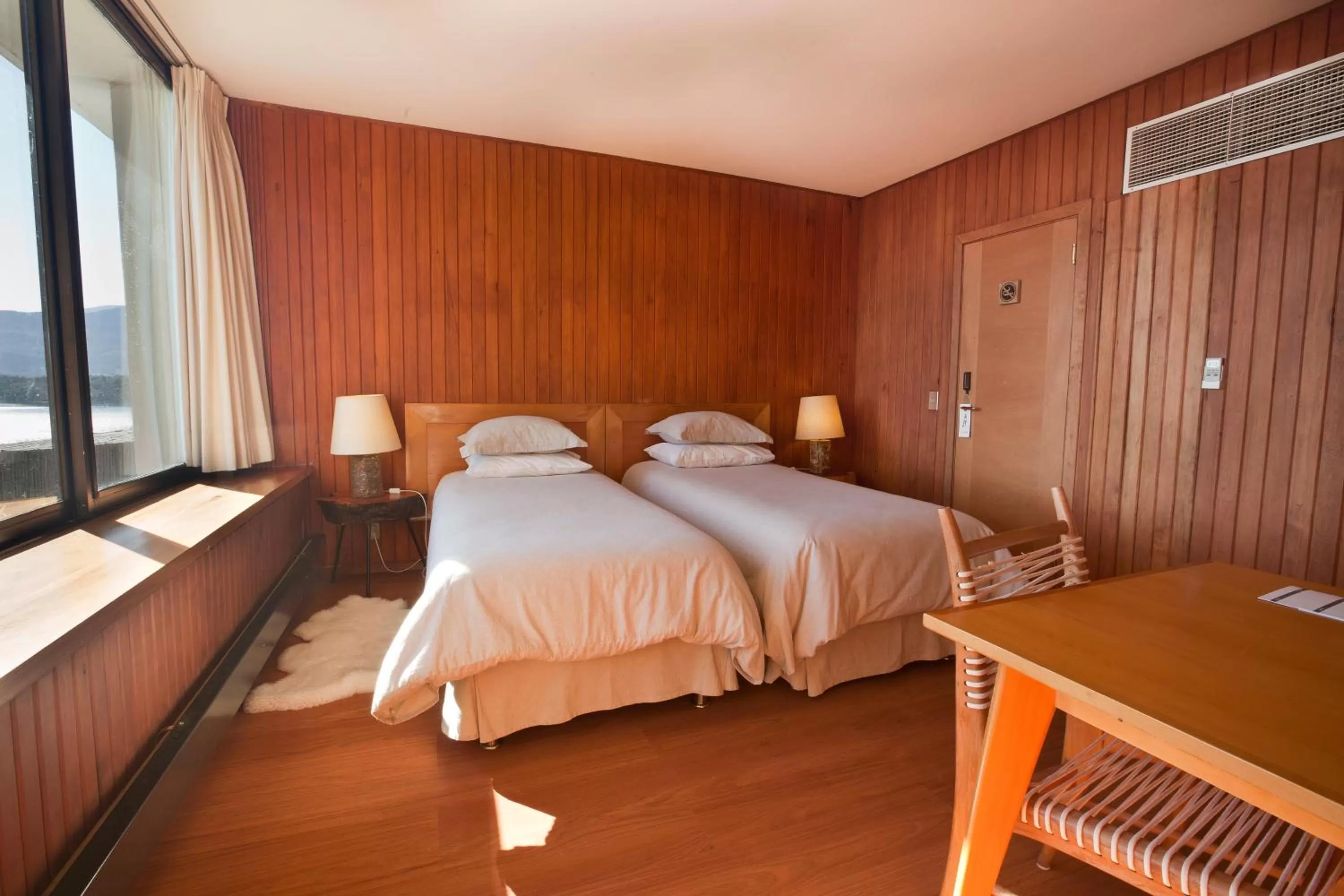 Photo of the whole room, Bed in Hotel Antumalal