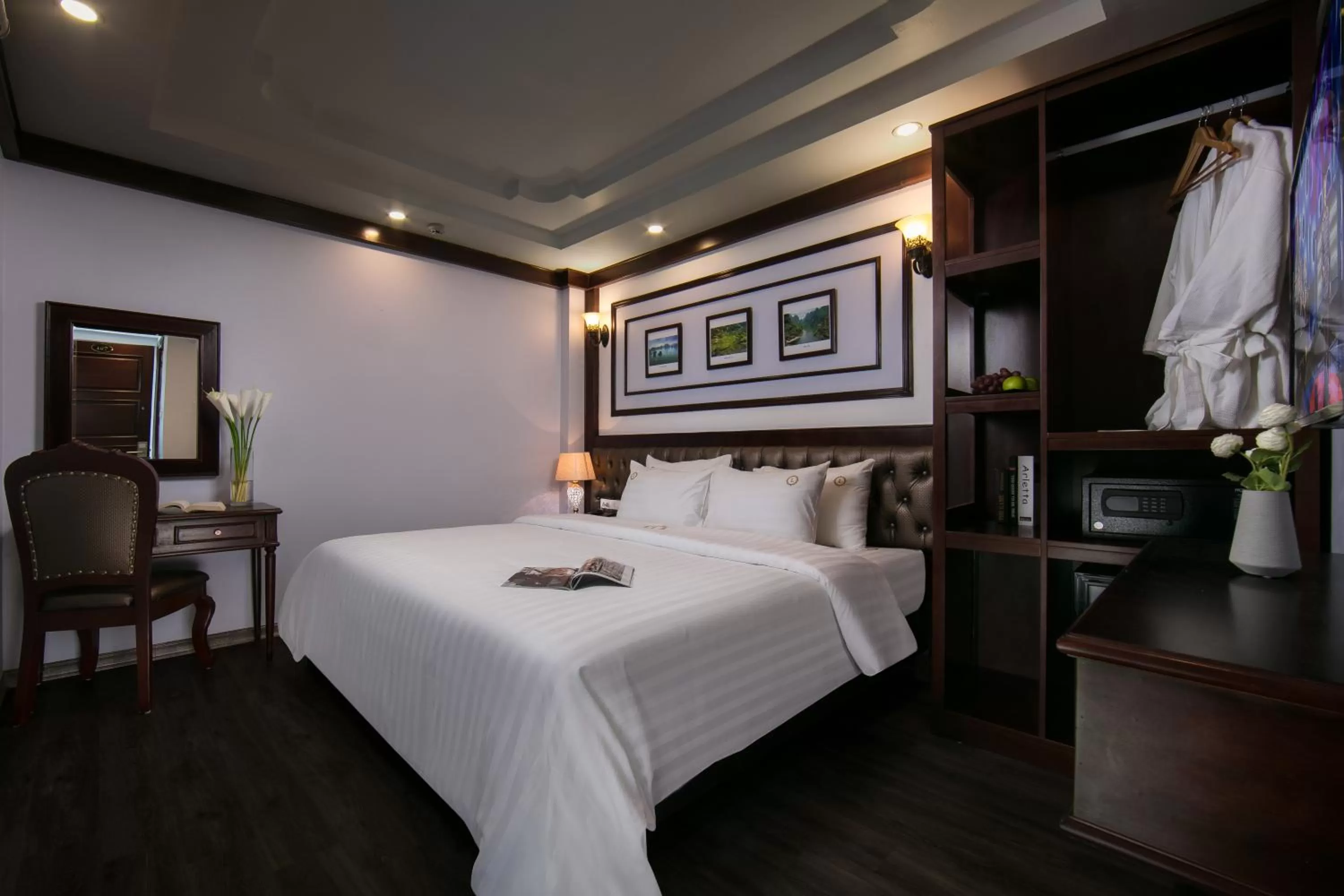 Executive Suite in Madelise Grand Hotel