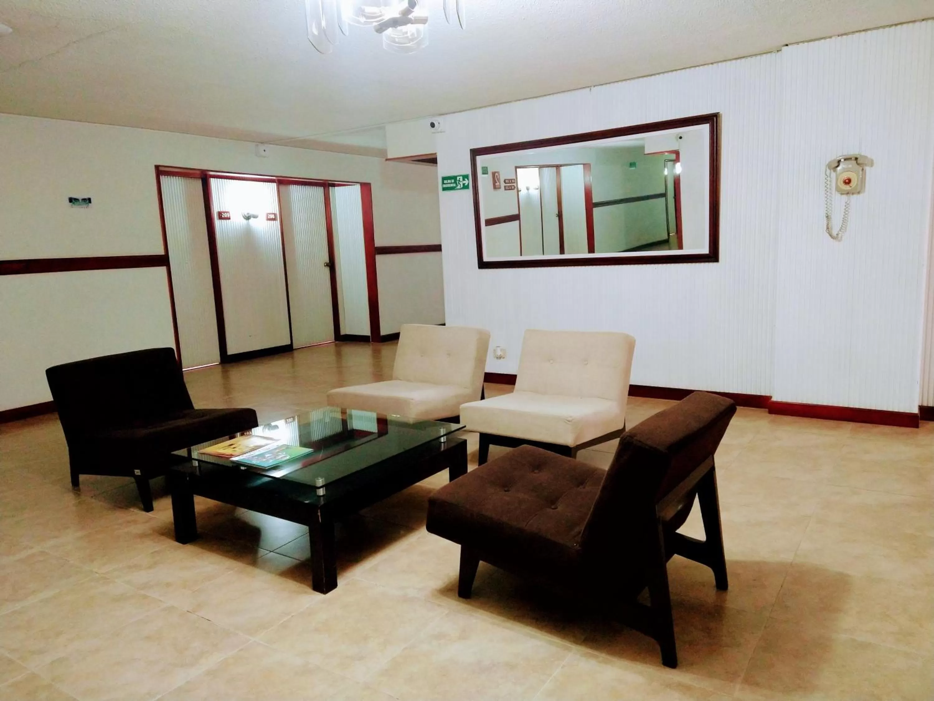 Living room, Seating Area in Hotel Morasurco
