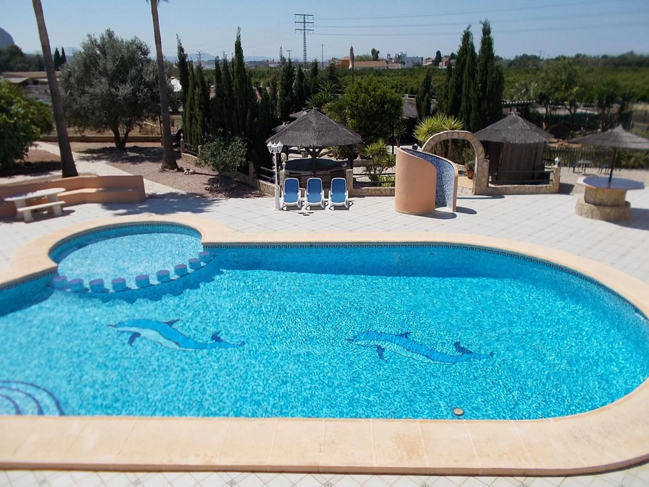 Property building in Pensión Los Caballos