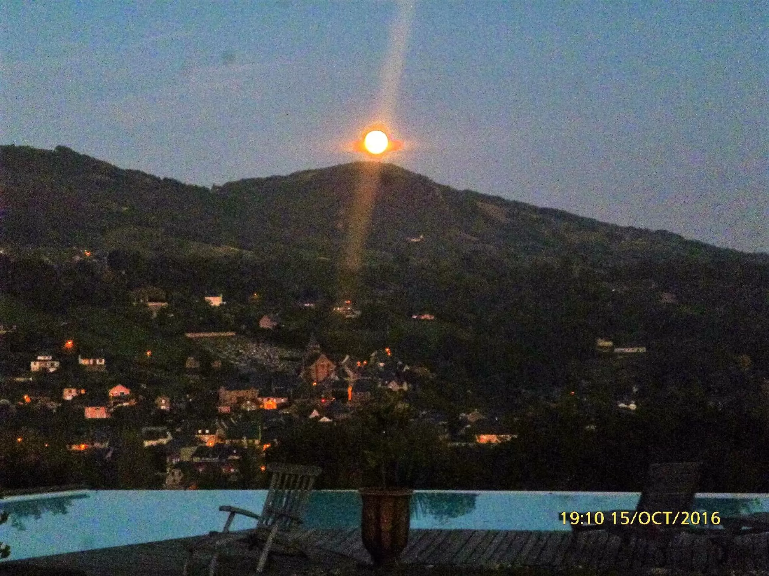 Property building, Mountain View in Chambre d'Hotes Le Ponsonnet