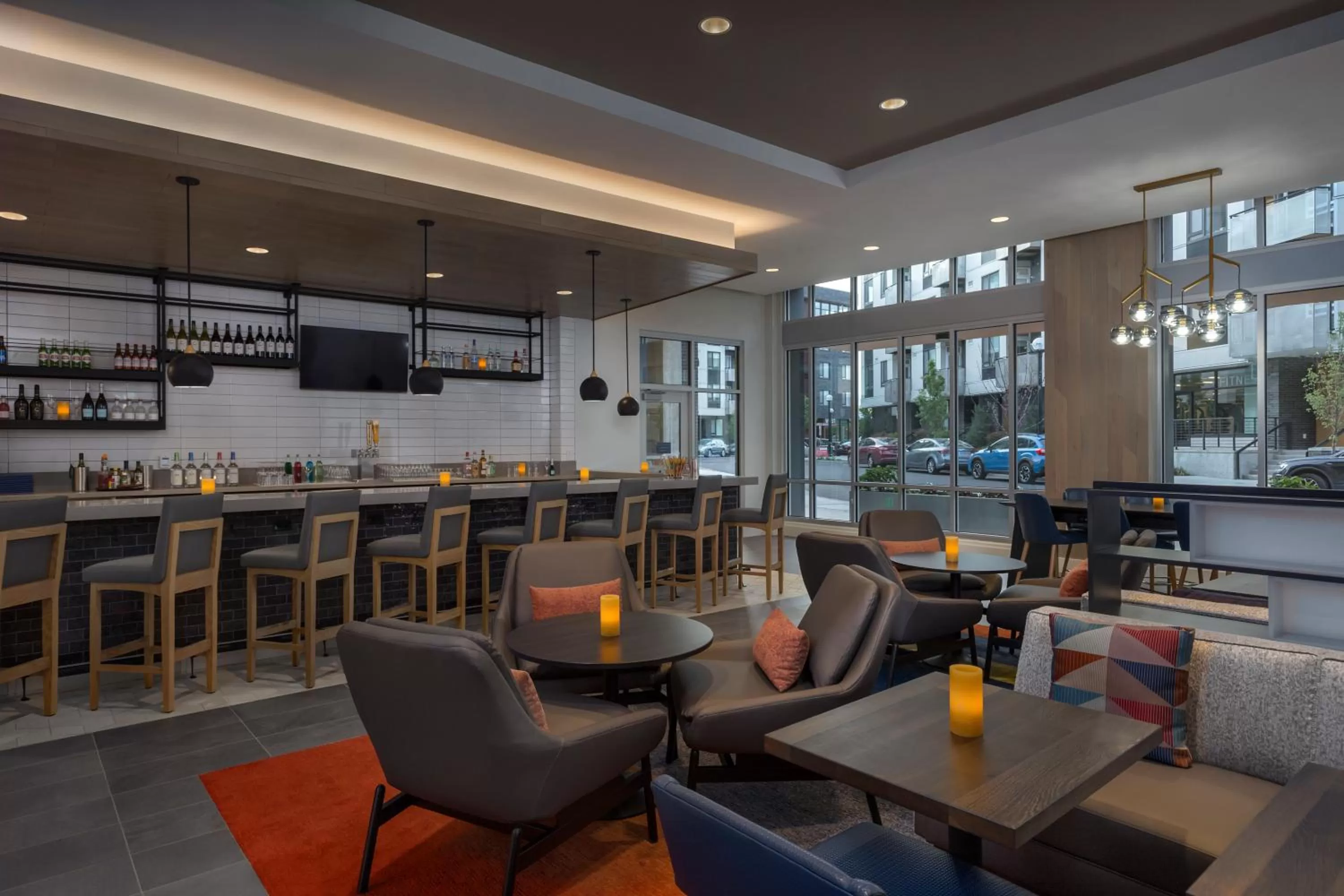 Lounge or bar in Hyatt House Portland/Beaverton