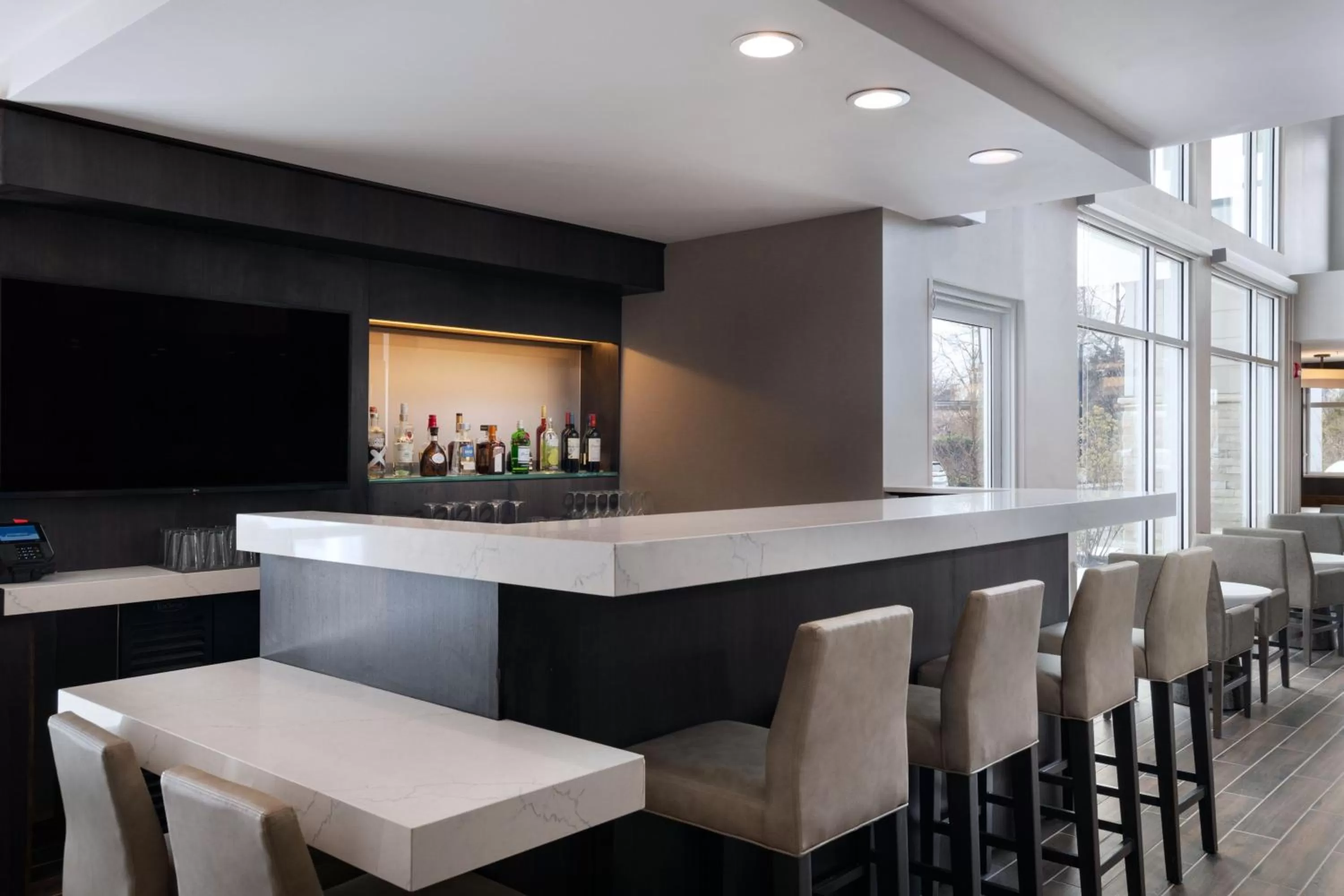 Lounge or bar in Residence Inn New Brunswick Tower Center Blvd.