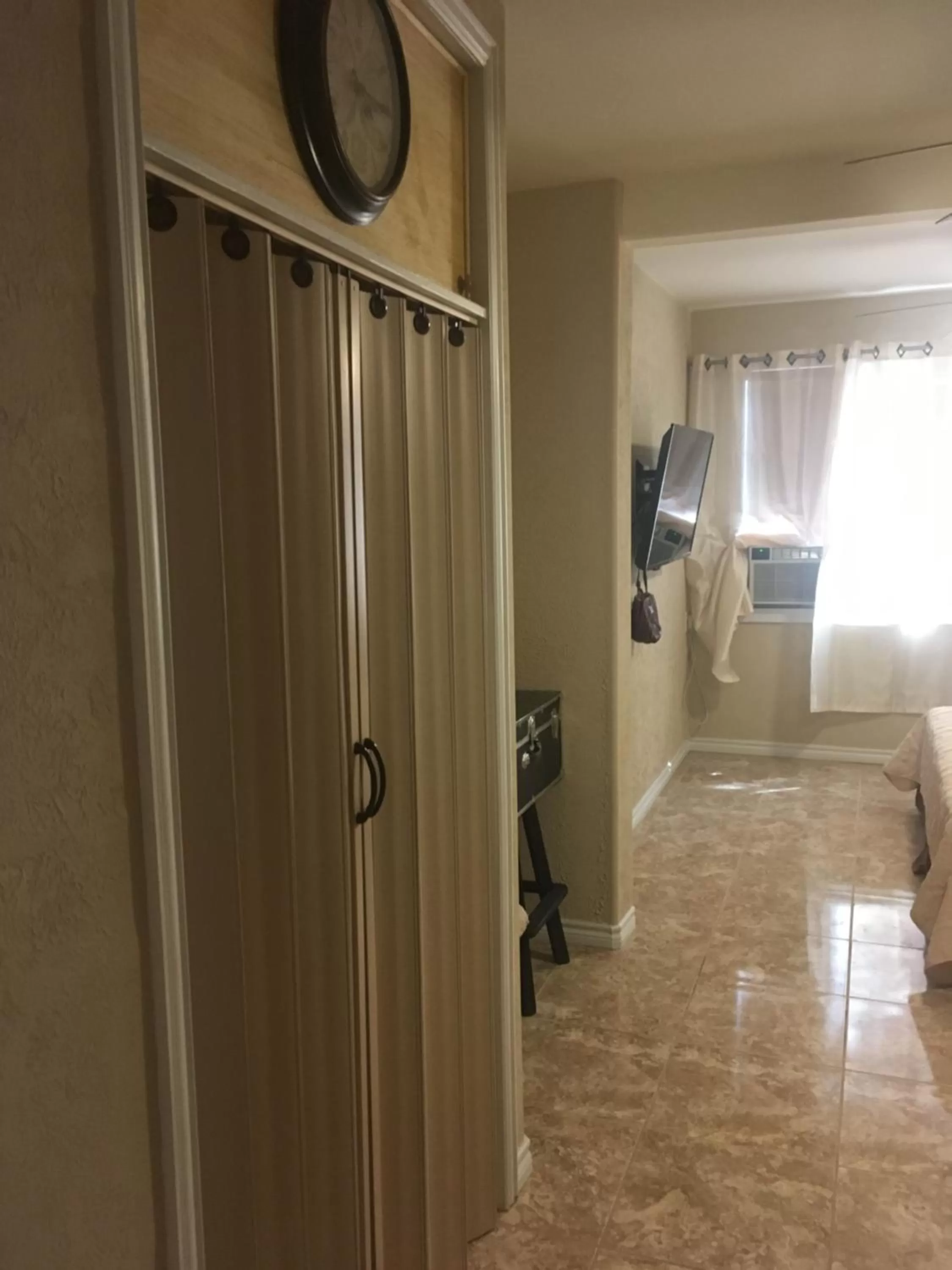 Bedroom in Capri Beach Hotel