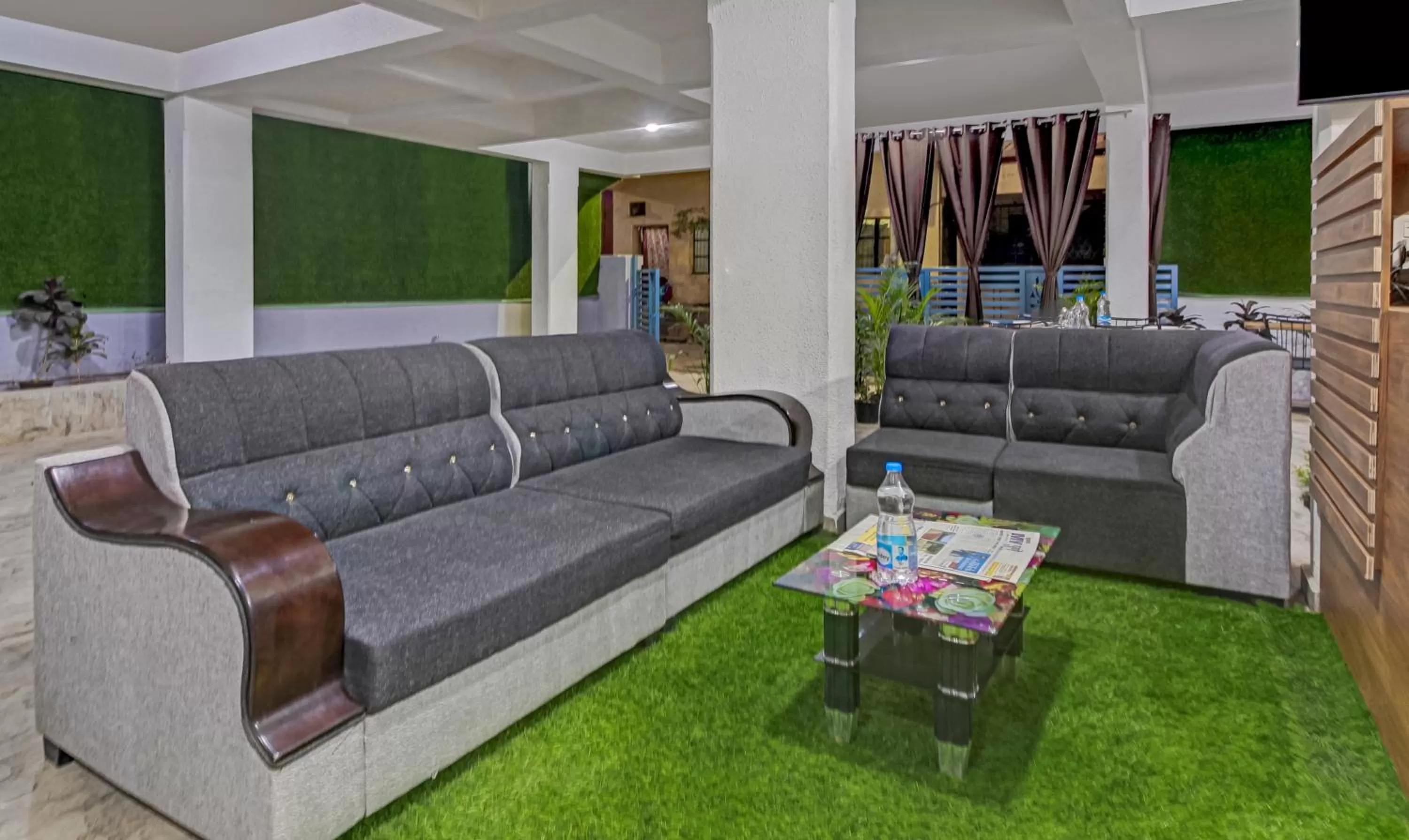 Seating Area in Treebo Trend White House