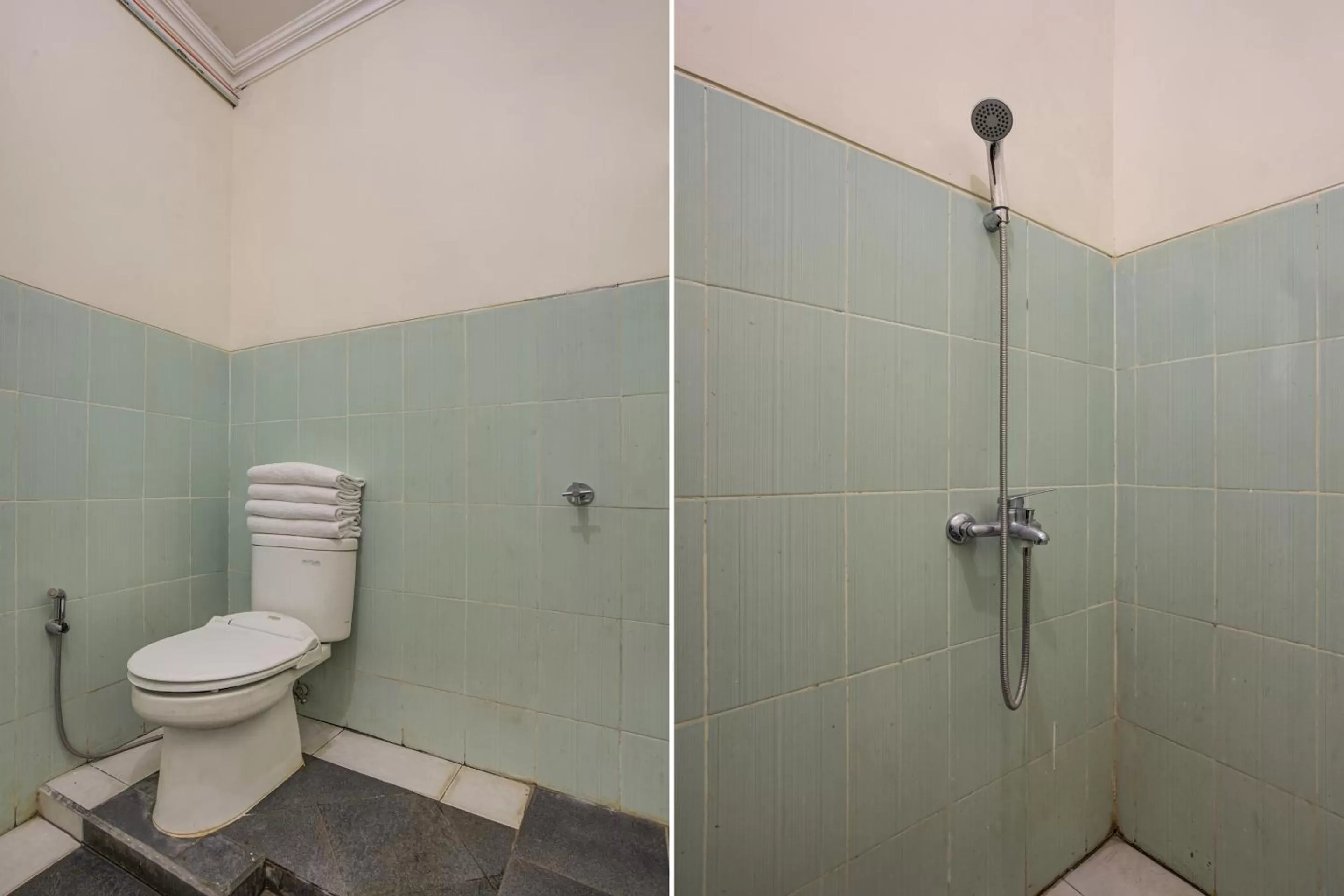 Bathroom in OYO 3862 Syariah Hotel Pandan Wangi