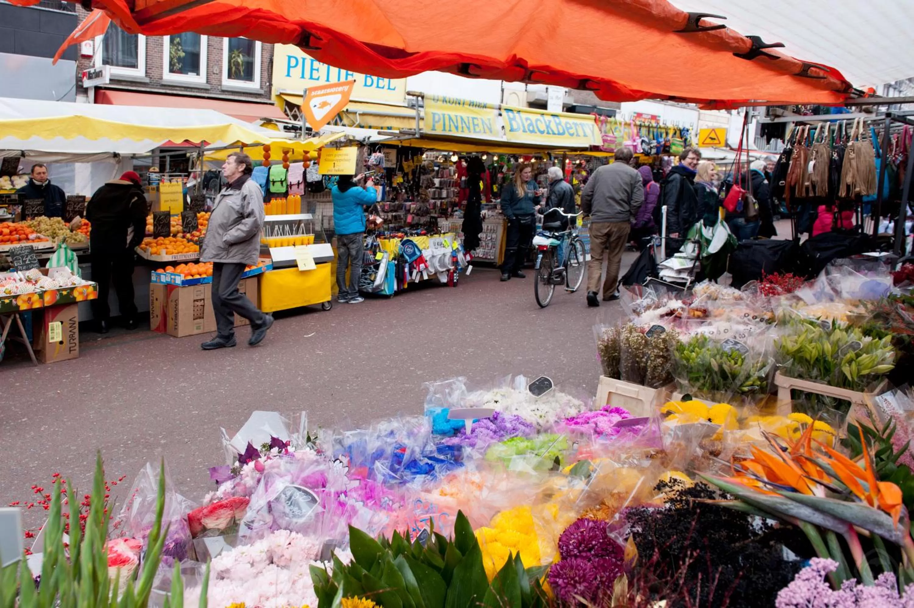 Nearby landmark, Supermarket/Shops in Xaviera's Bed and Breakfast