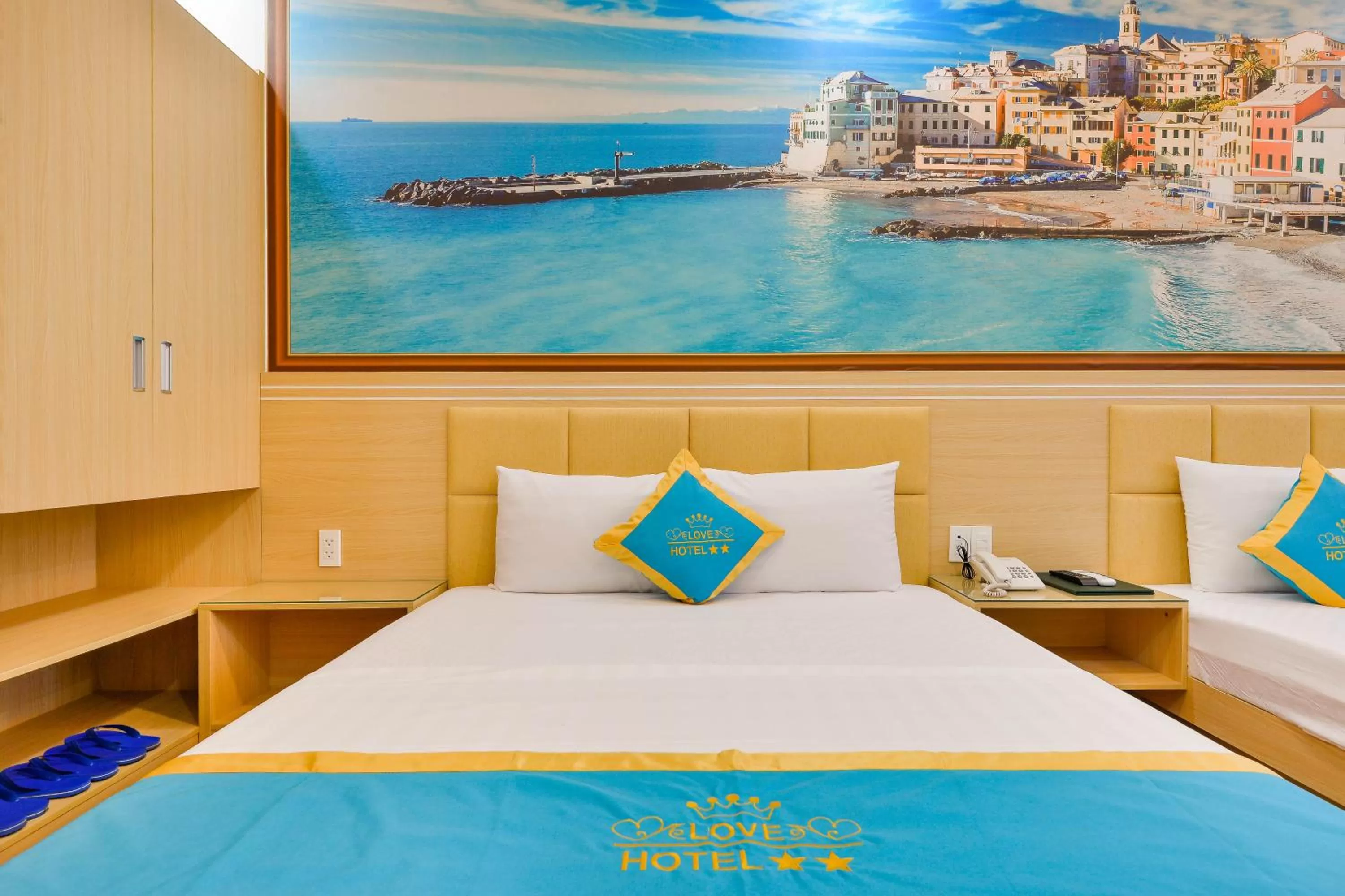 Bed in Love Hotel Airport