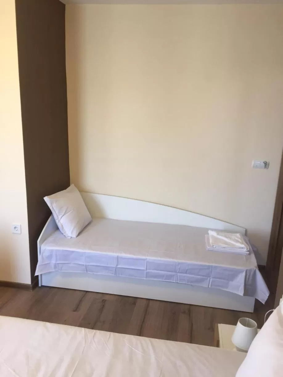 Bed in Family Hotel Malibu