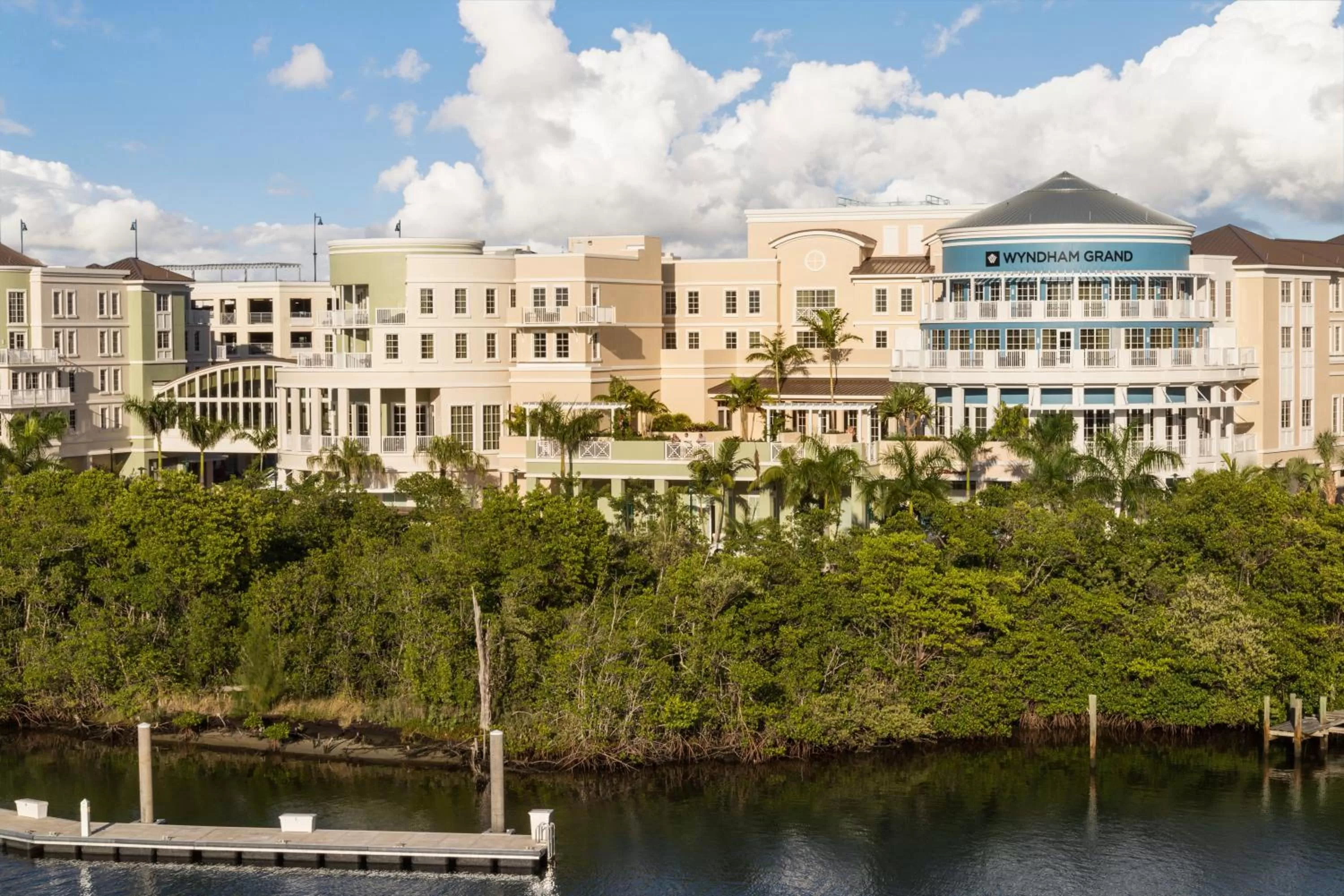 Property building in Wyndham Grand Jupiter at Harbourside Place