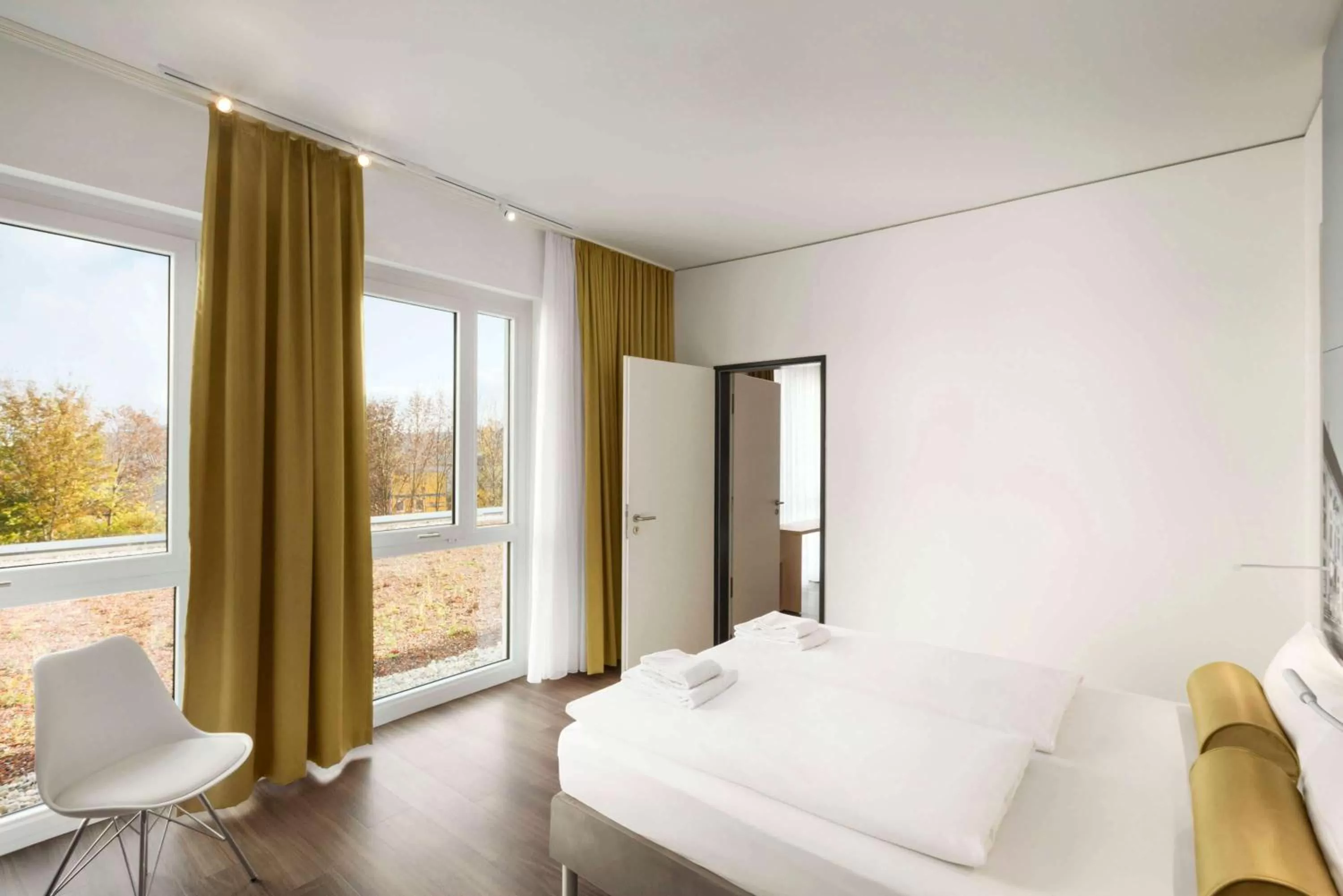 Photo of the whole room, Bed in Super 8 by Wyndham Munich City North