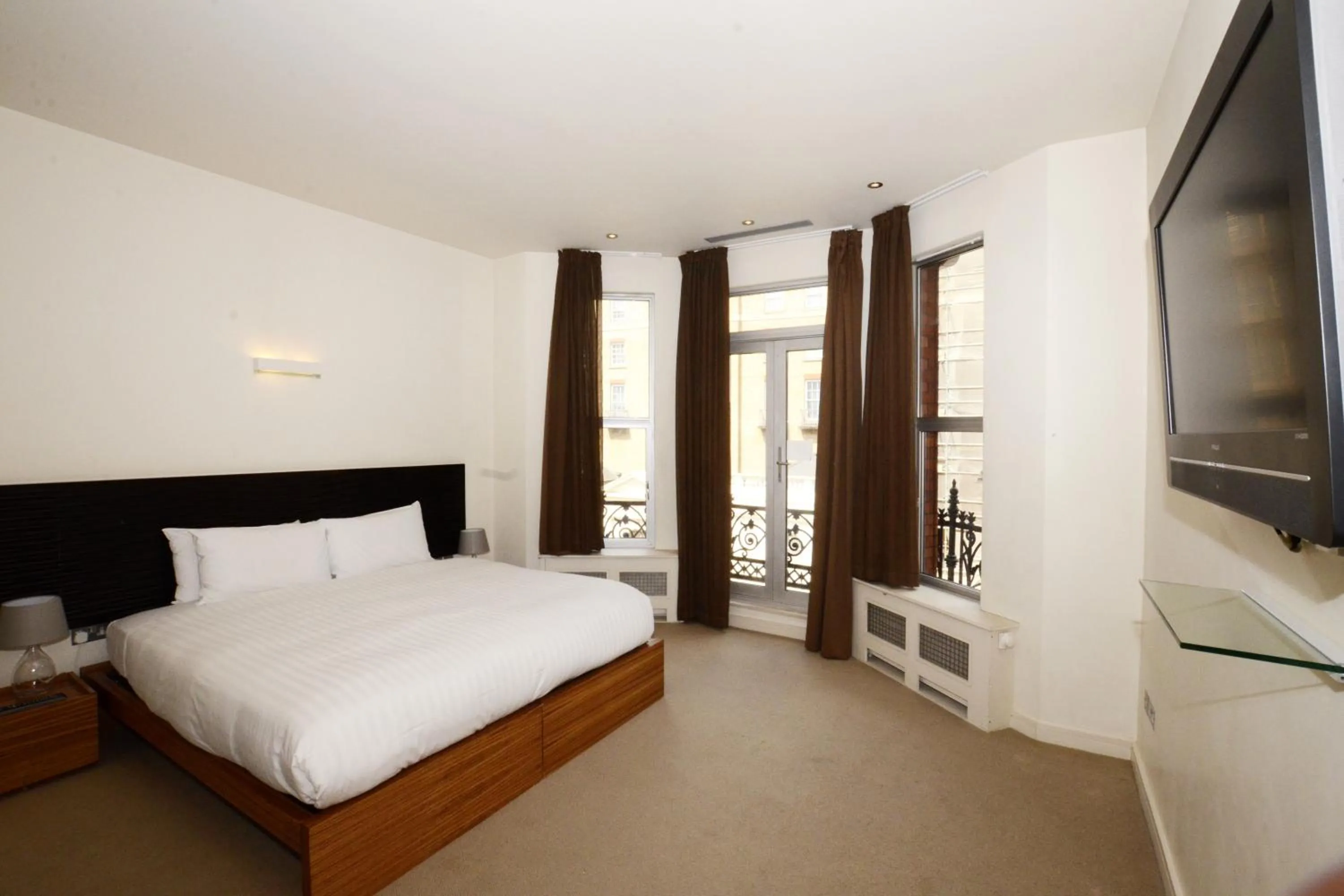 Day, Bed in The Harrington - Gloucester Road - 1 Harrington Gardens