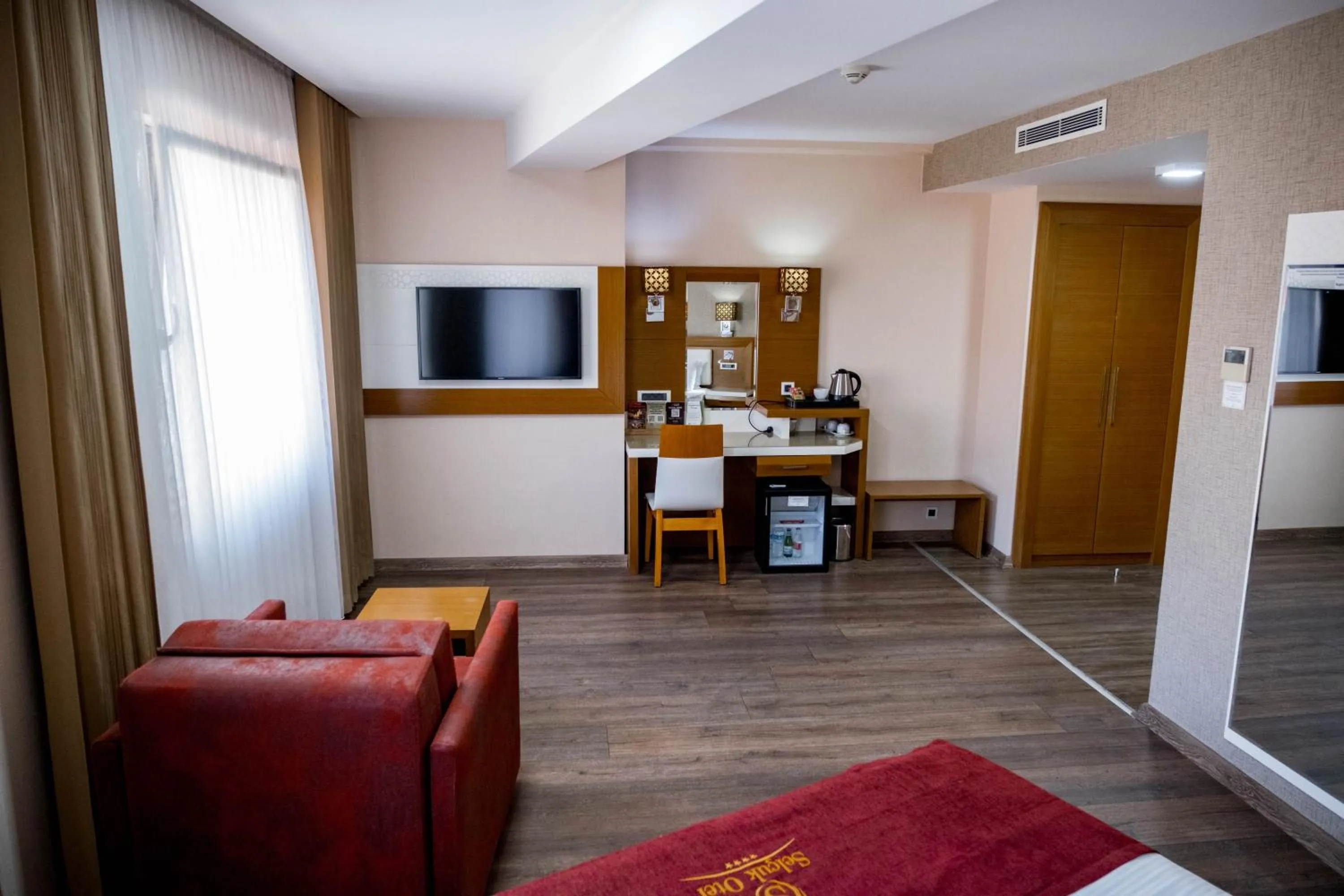 TV and multimedia in Selçuk Hotel