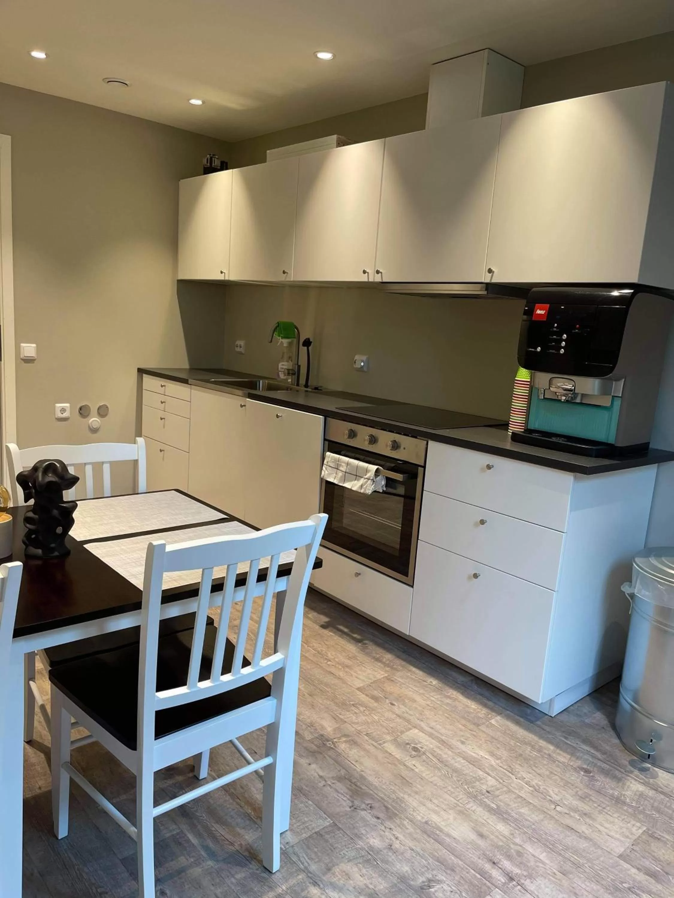 Dining area in Sandnessjøen Overnatting