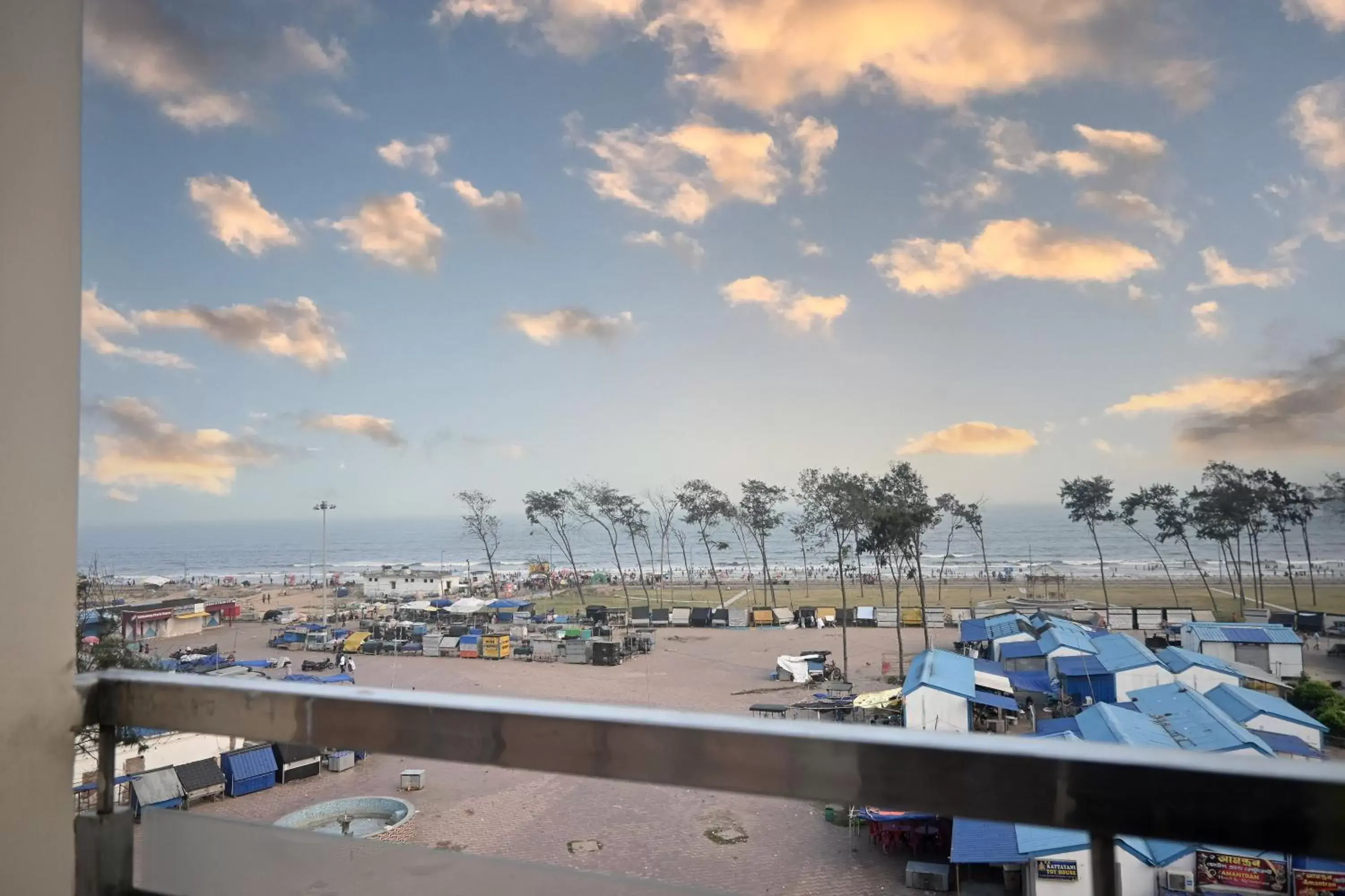 Queen Room with Sea View in Royal Sea View Queen Room with Sea View in Royal Sea View