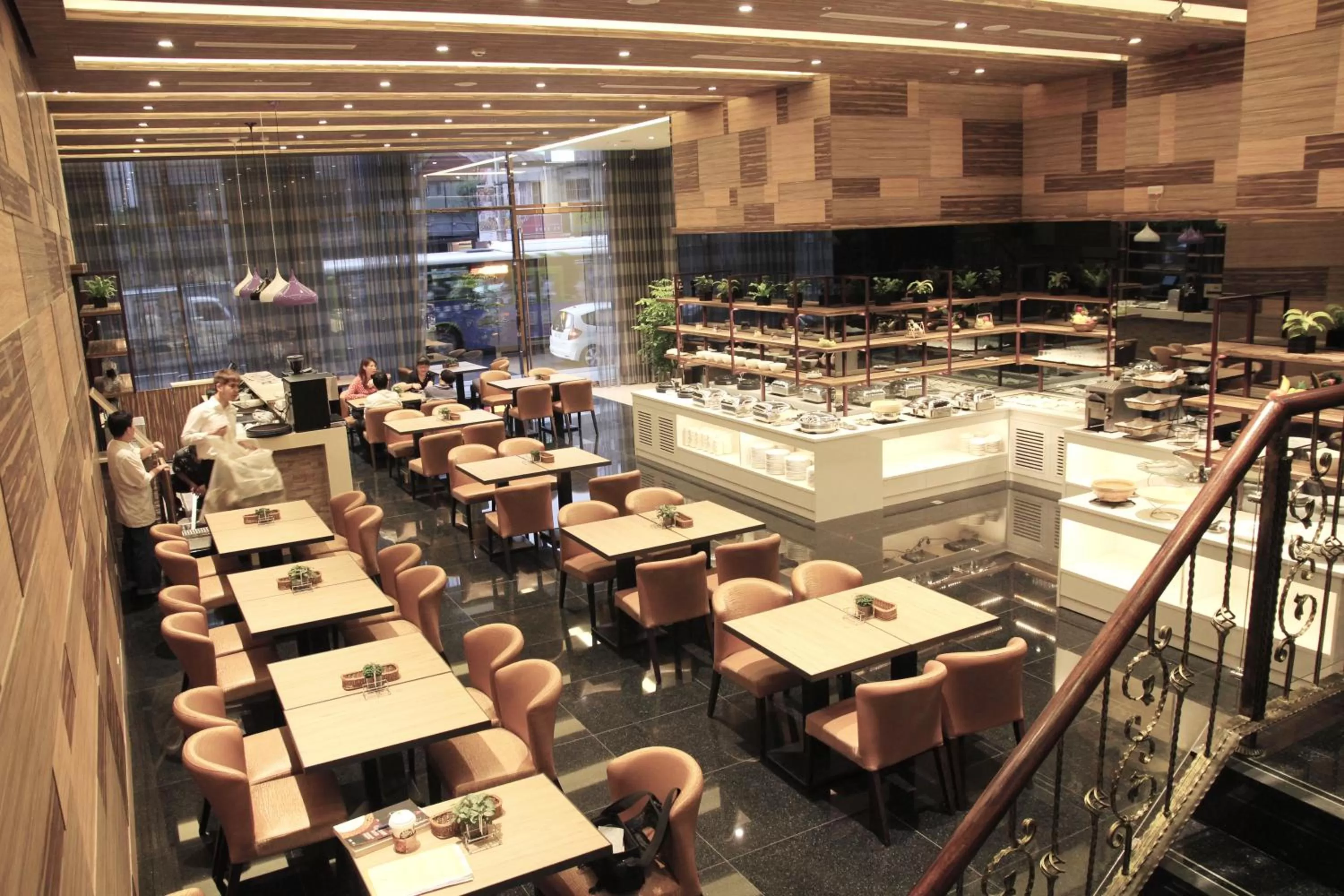 Restaurant/places to eat in Capital Hotel SongShan