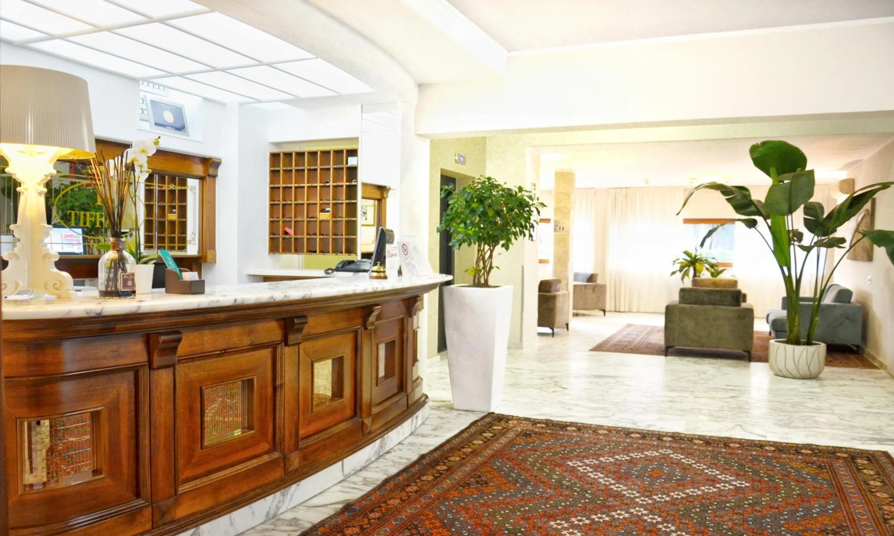 Communal lounge/ TV room in Hotel Tiffany