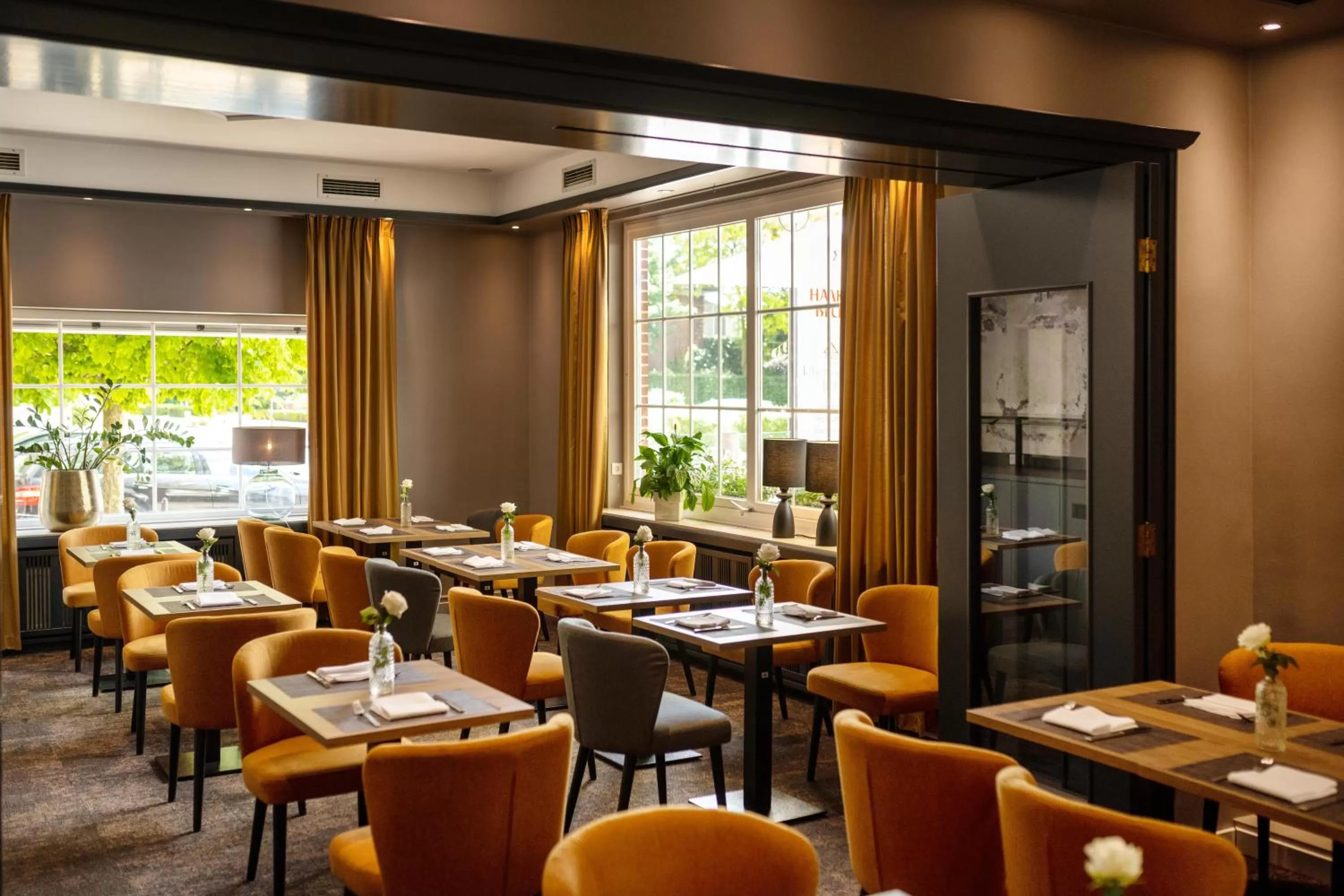 Buffet breakfast in Hotel Rheinischer Hof