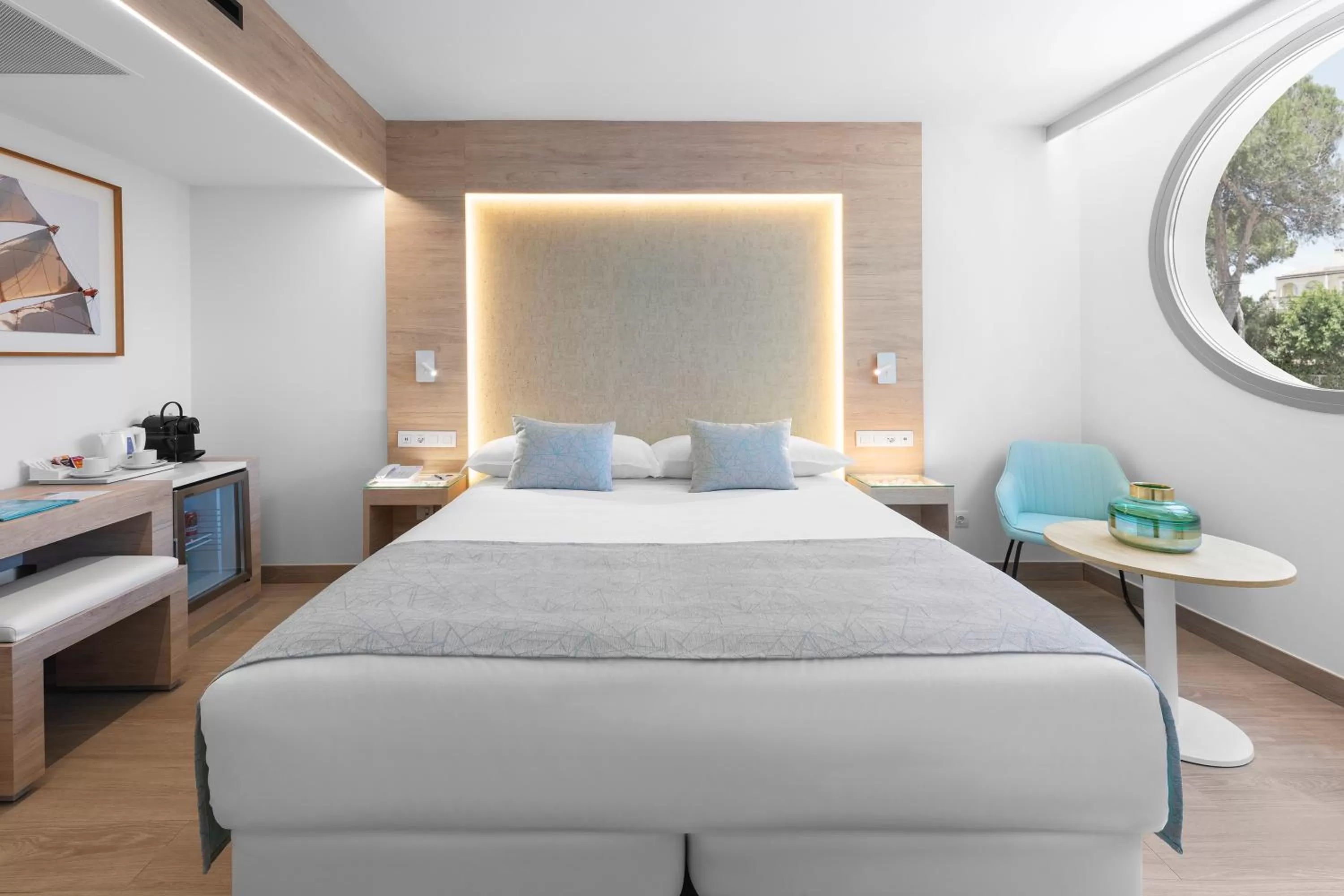 Bed in Elba Sunset Mallorca Thalasso Spa