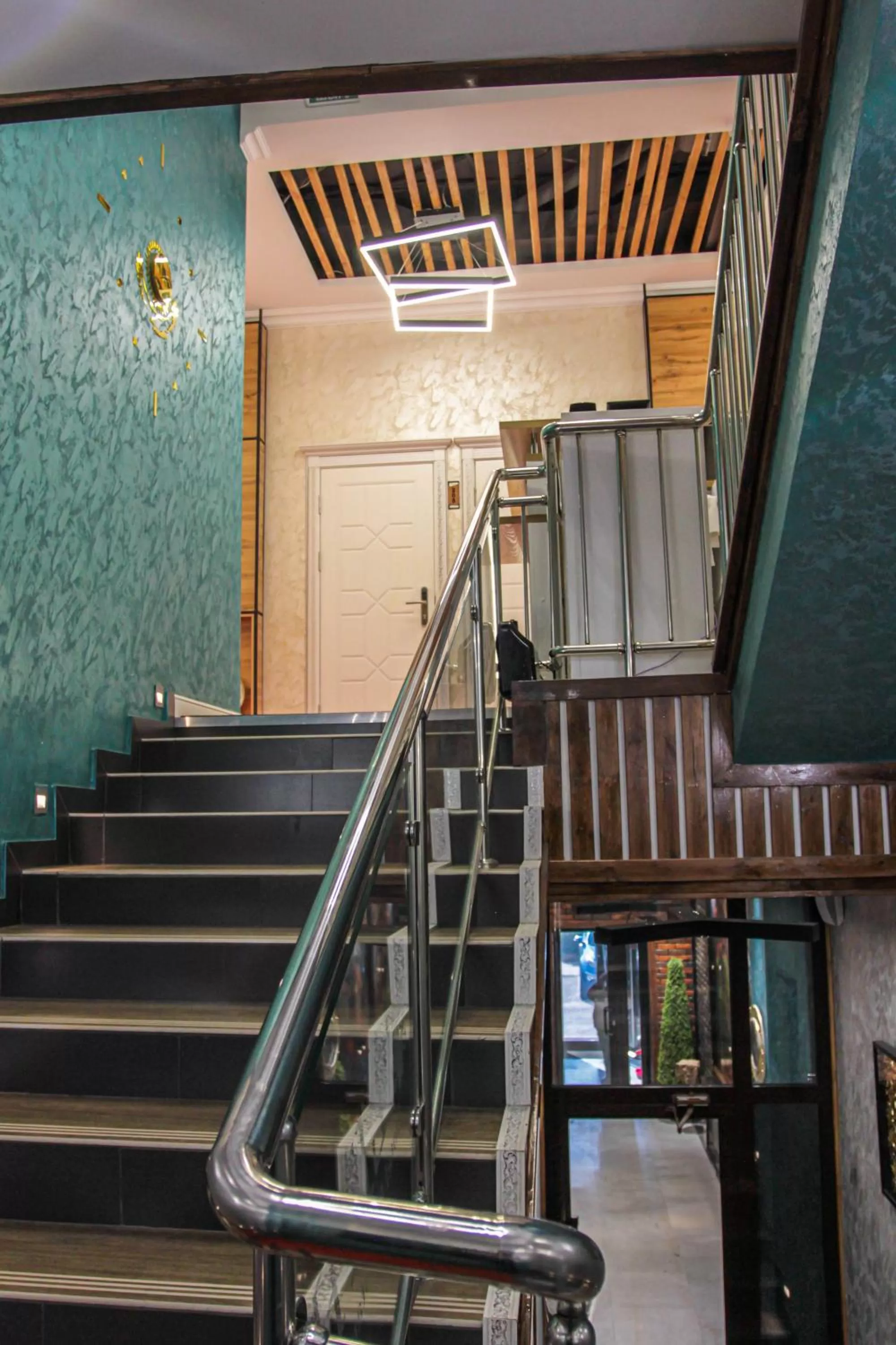 Property building in E-lite& Meatador