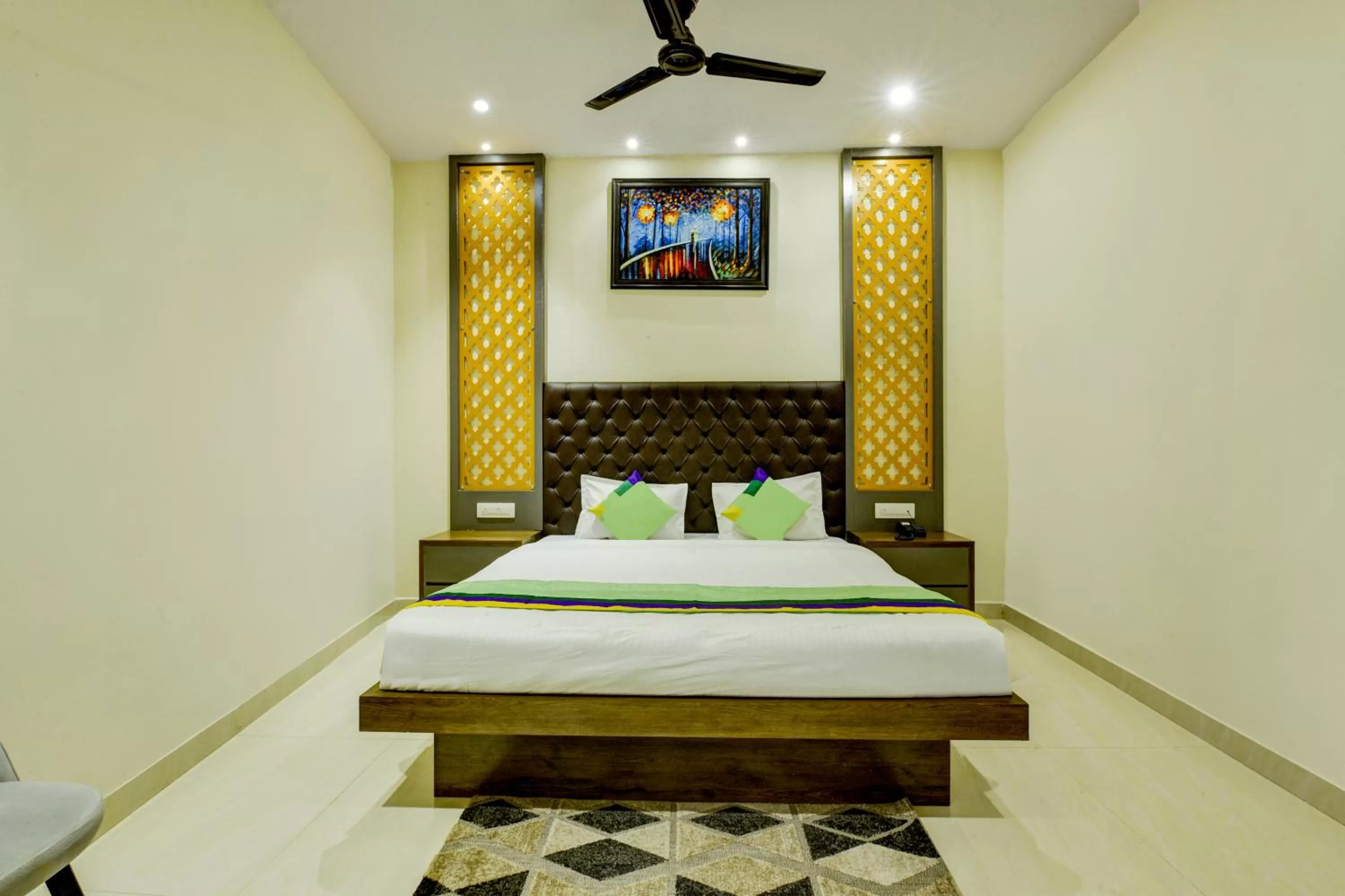 Bedroom, Bed in Treebo Winsome Banquet And Resort