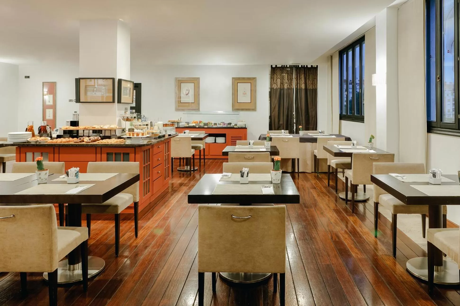 Area and facilities in Abba Euskalduna Hotel