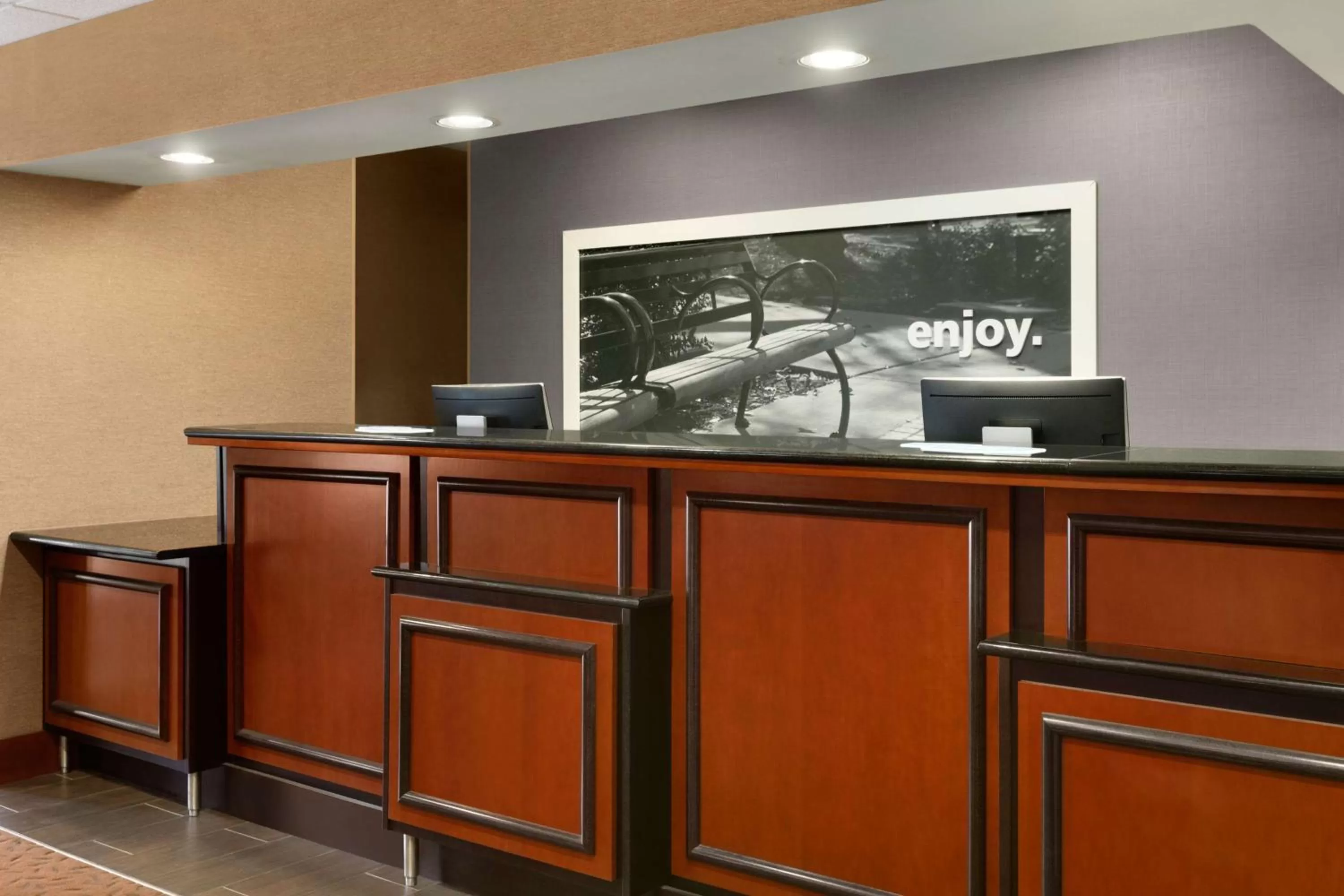 Lobby or reception in Hampton Inn Akron-Fairlawn