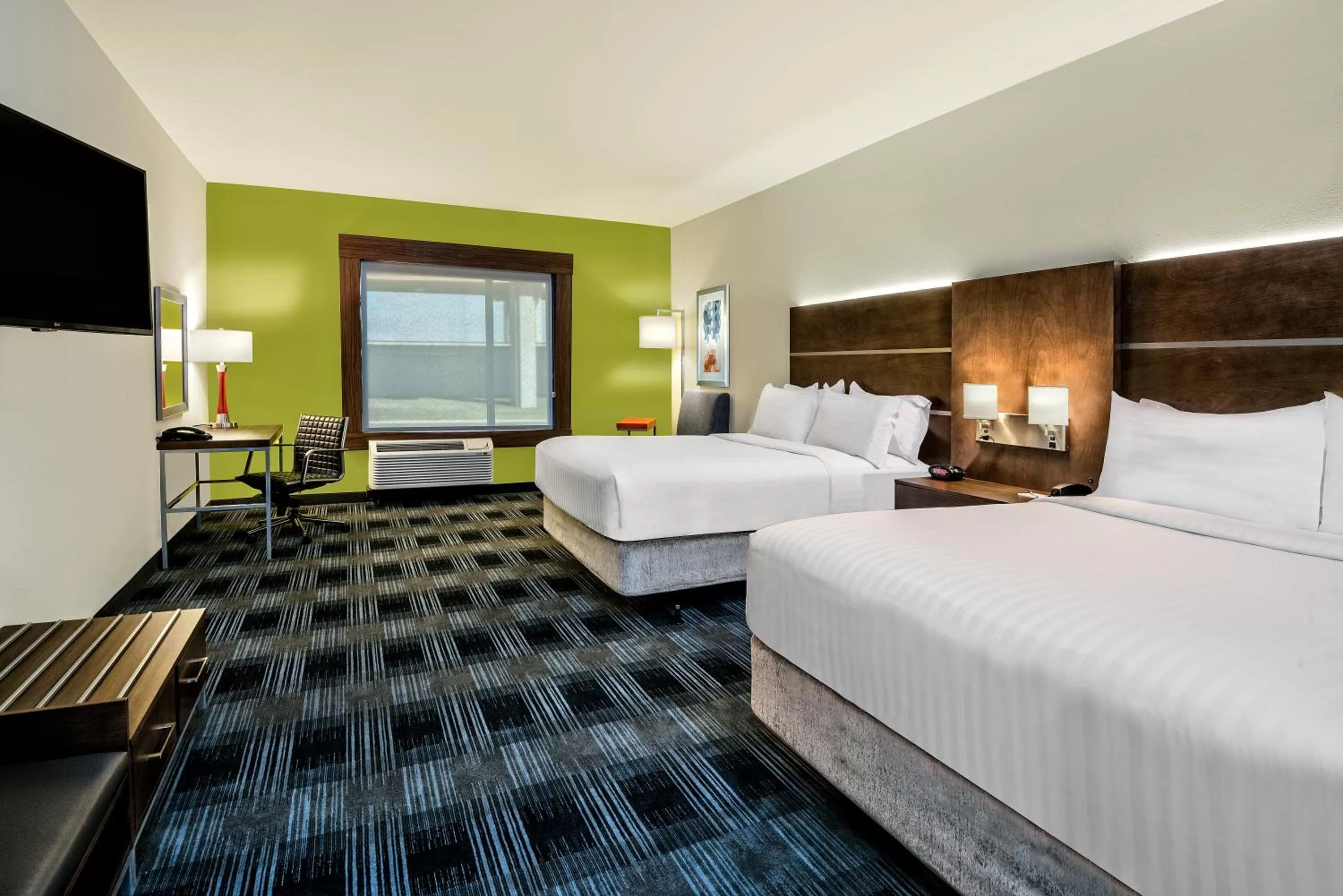 Photo of the whole room, Bed in Holiday Inn Express & Suites Round Rock - Austin N by IHG