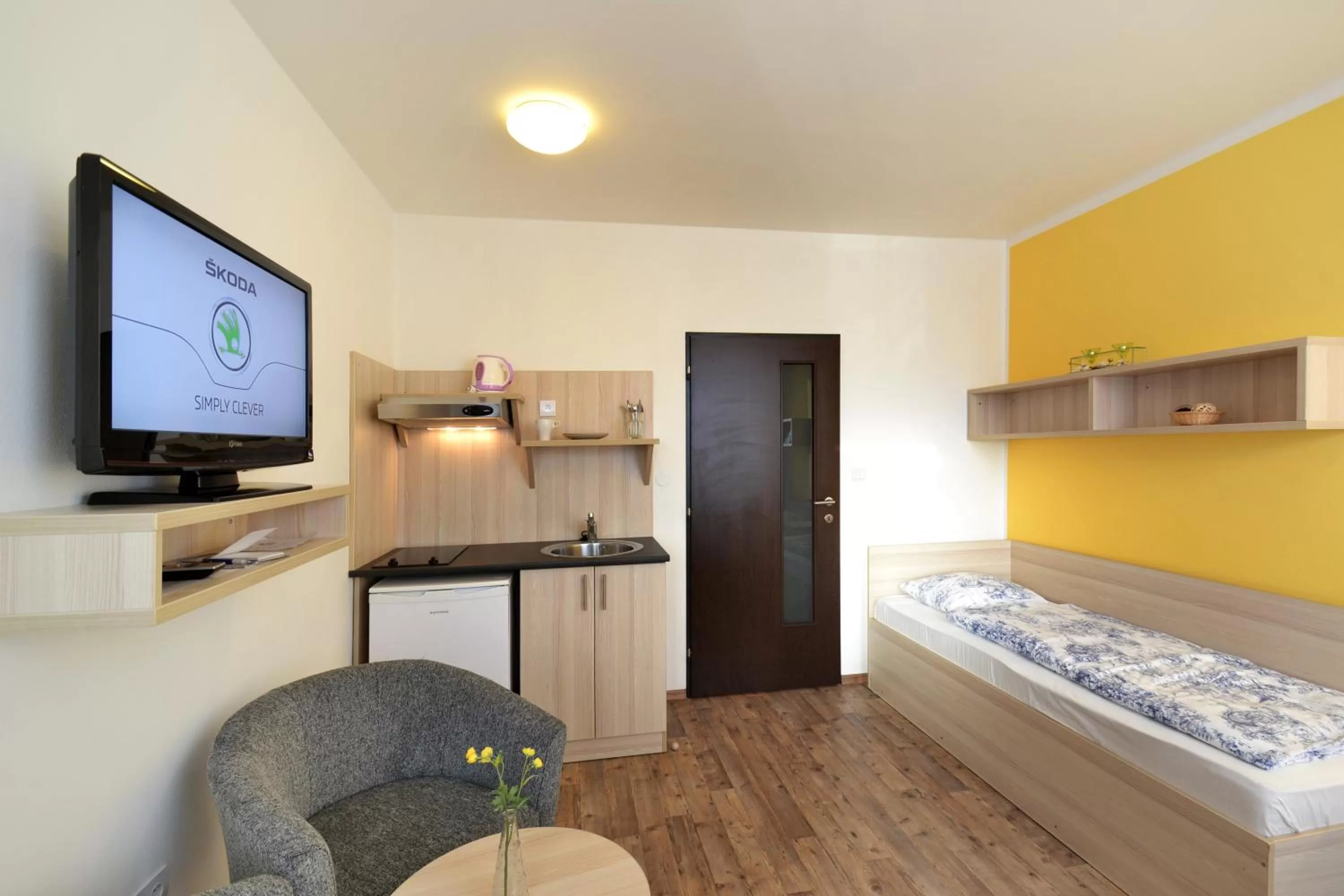 Kitchen or kitchenette, Bed in Hotel Palác