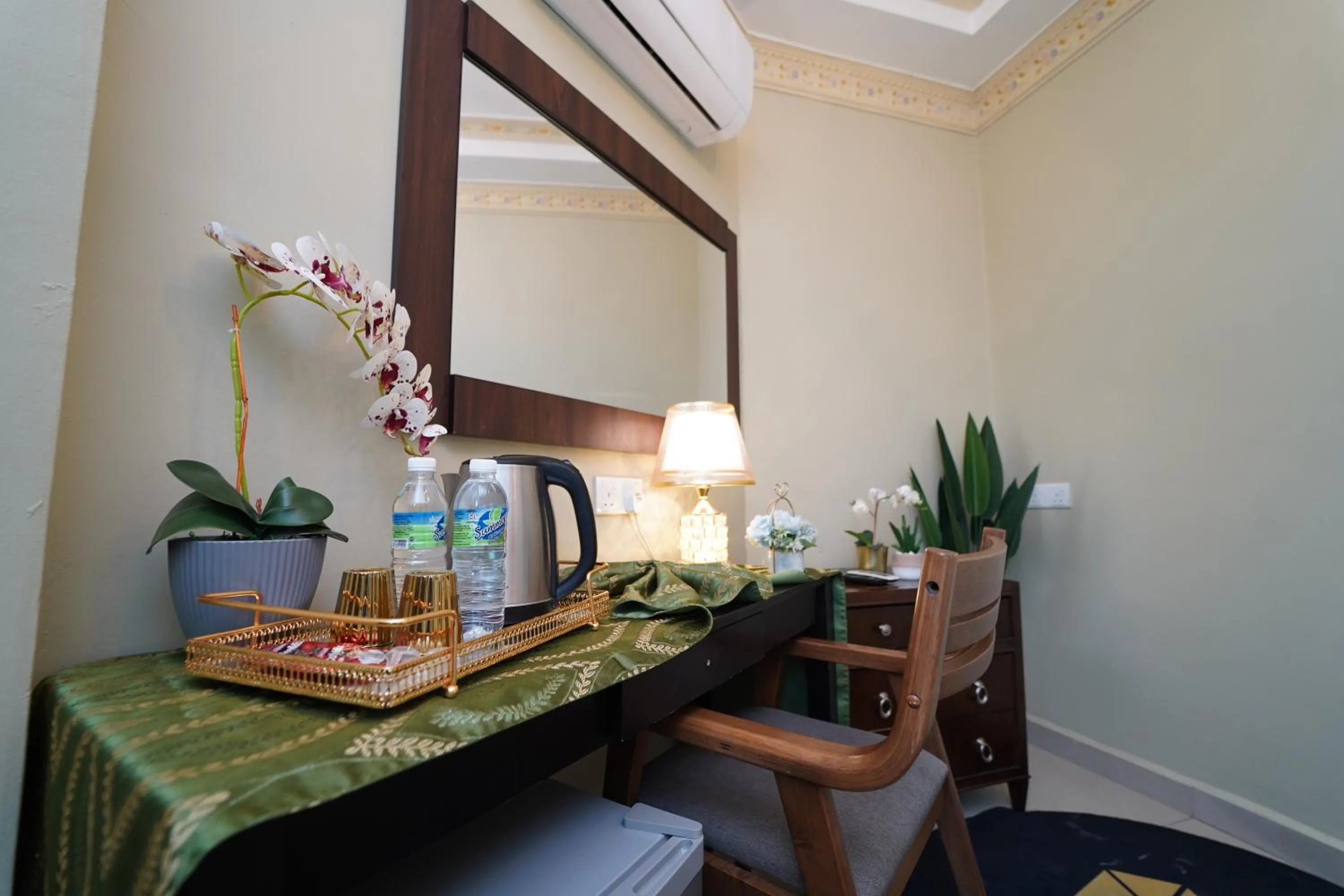 Ghazrin's Classic Hotel JB