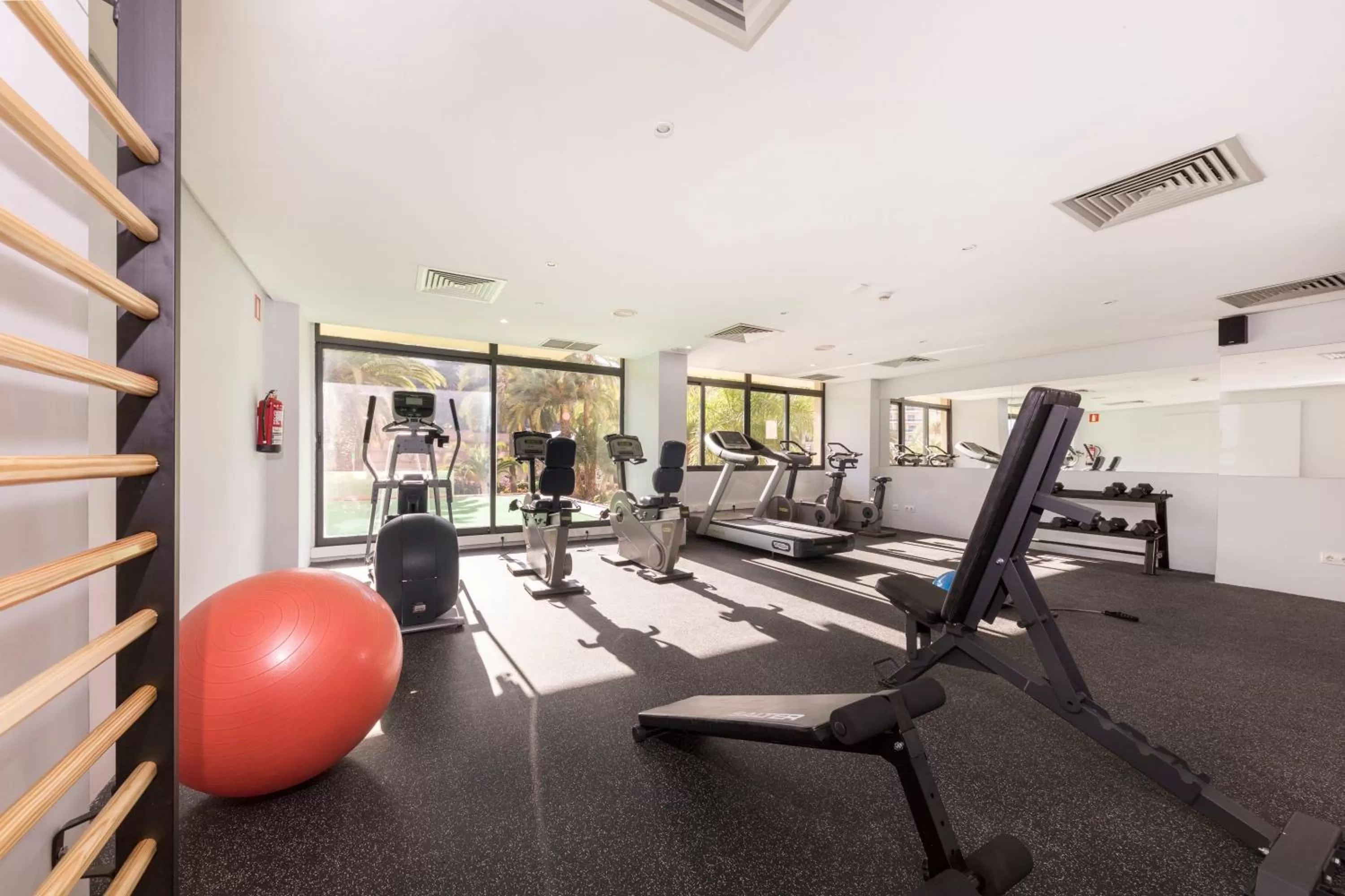 Fitness centre/facilities in Be Live Experience Orotava