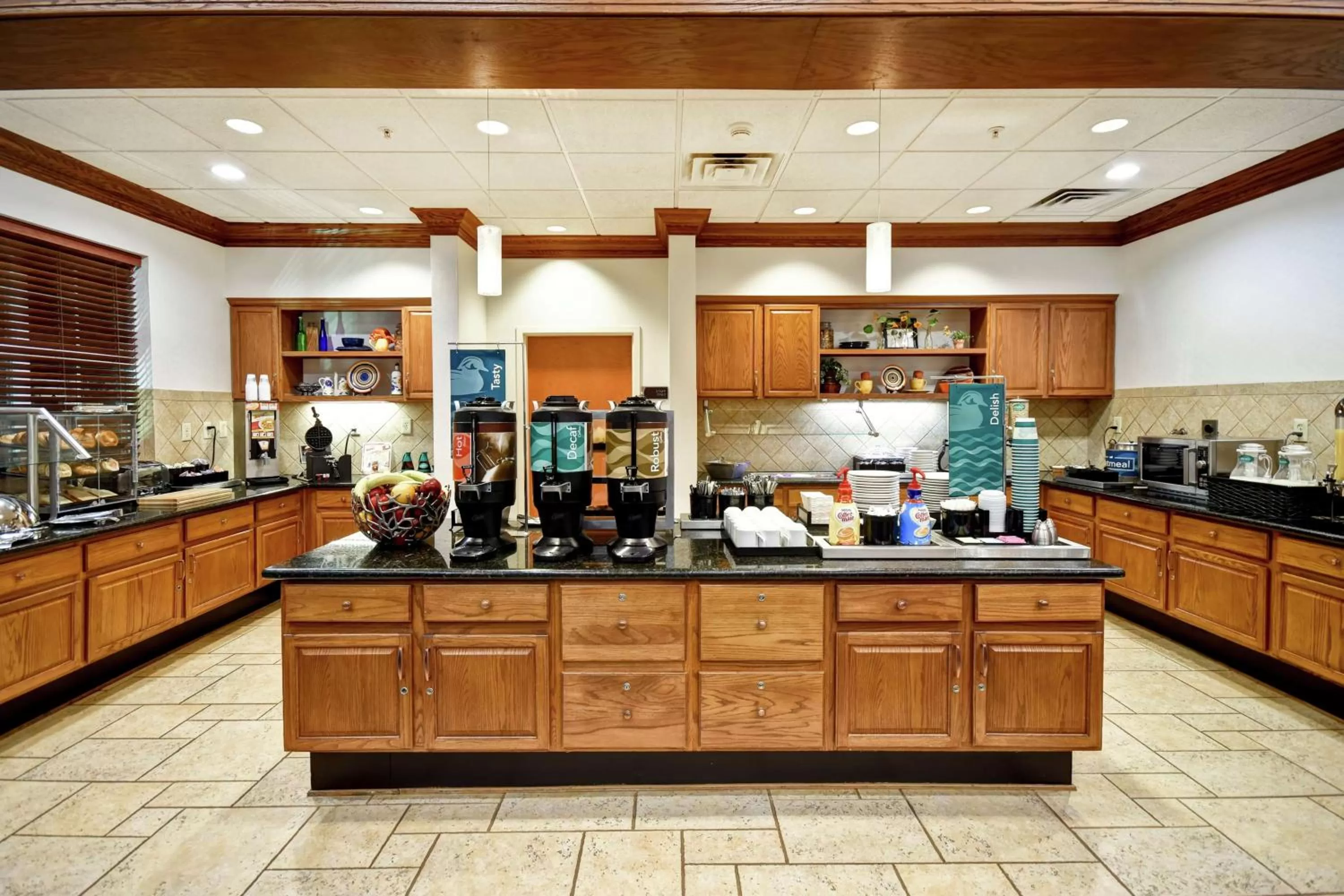 Breakfast in Homewood Suites by Hilton Cincinnati-Milford