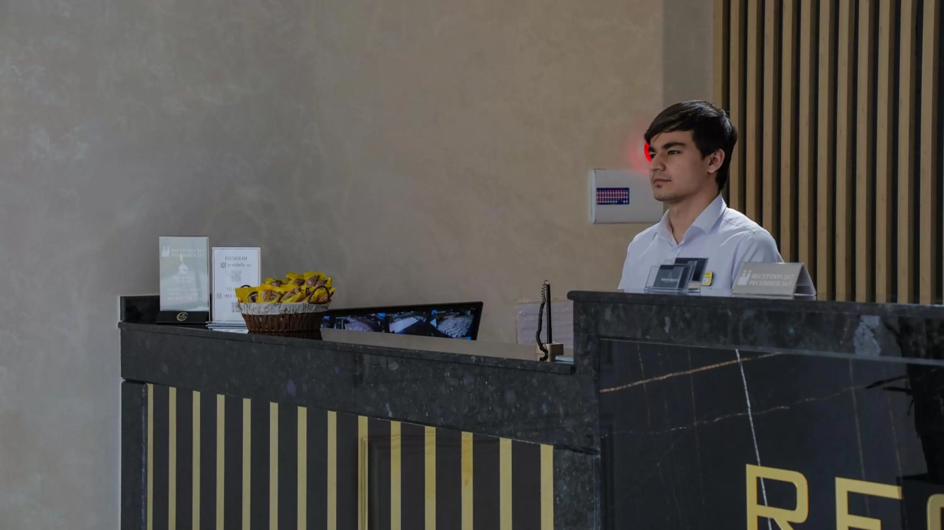 Staff, Lobby/Reception in Porto Bello Hotel