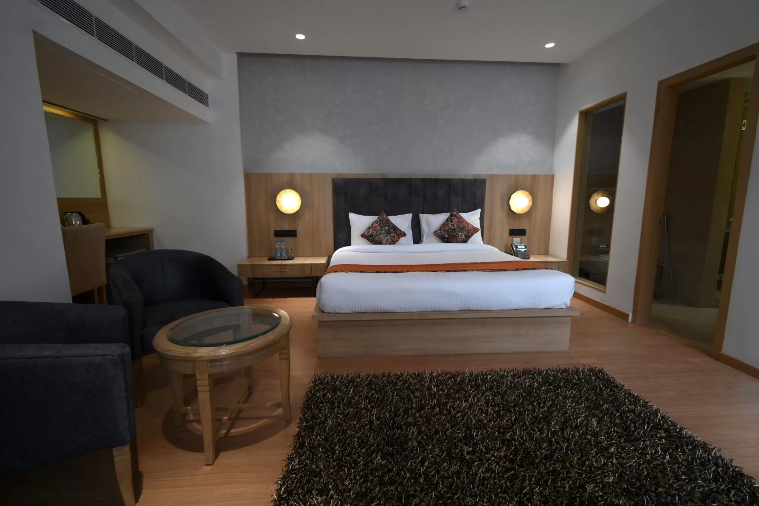 Photo of the whole room, Bed in HOTEL KLG ALTORIA