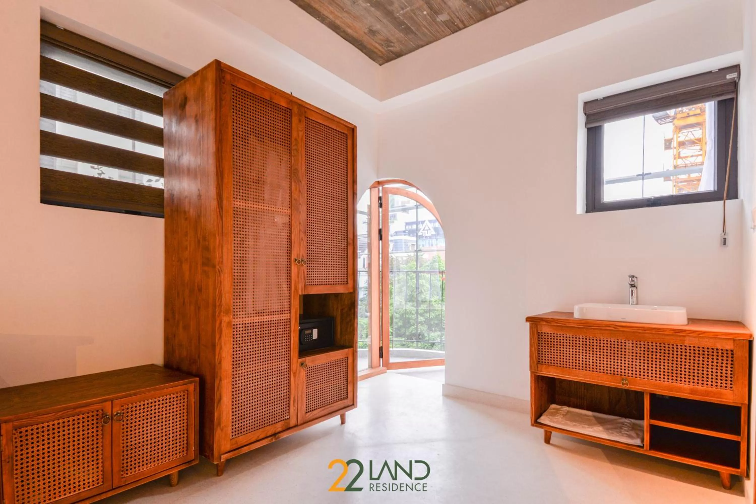 wardrobe in 22Land Hotel & Residence