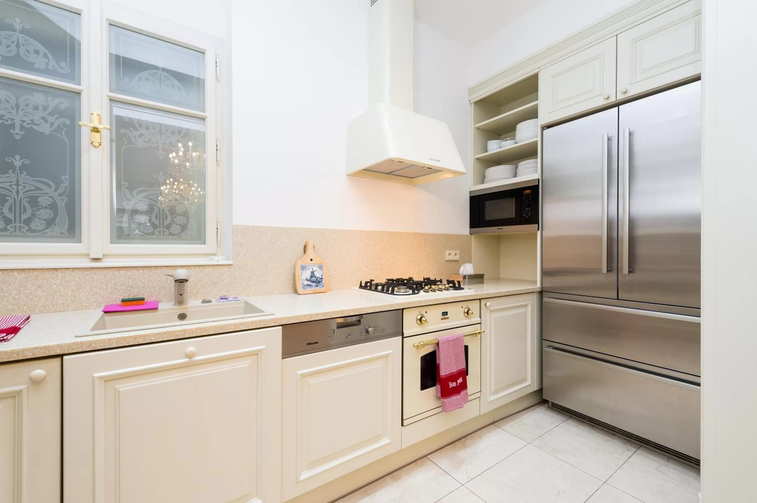 Kitchen or kitchenette in Grand Central Residence by TKC