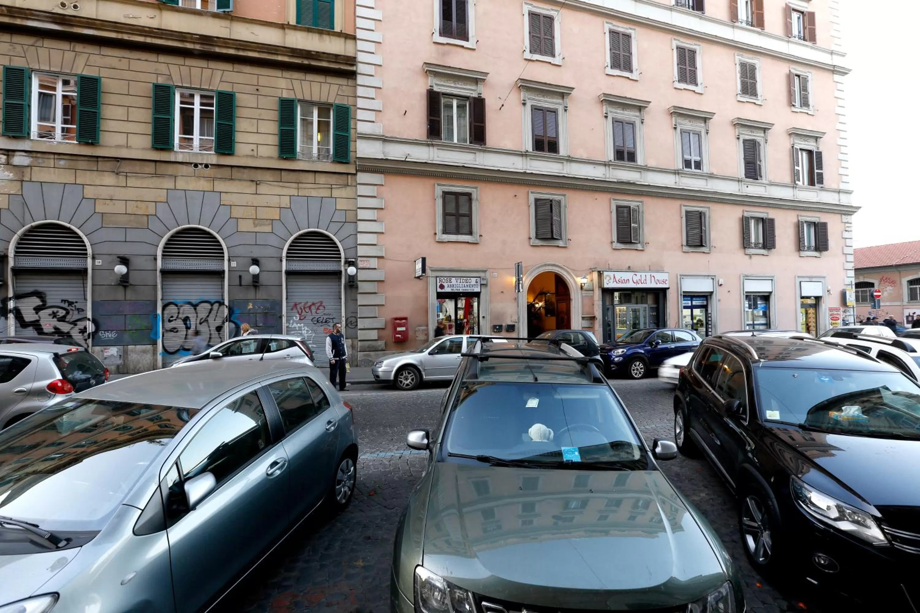 Property building in Vanella Rome Domus