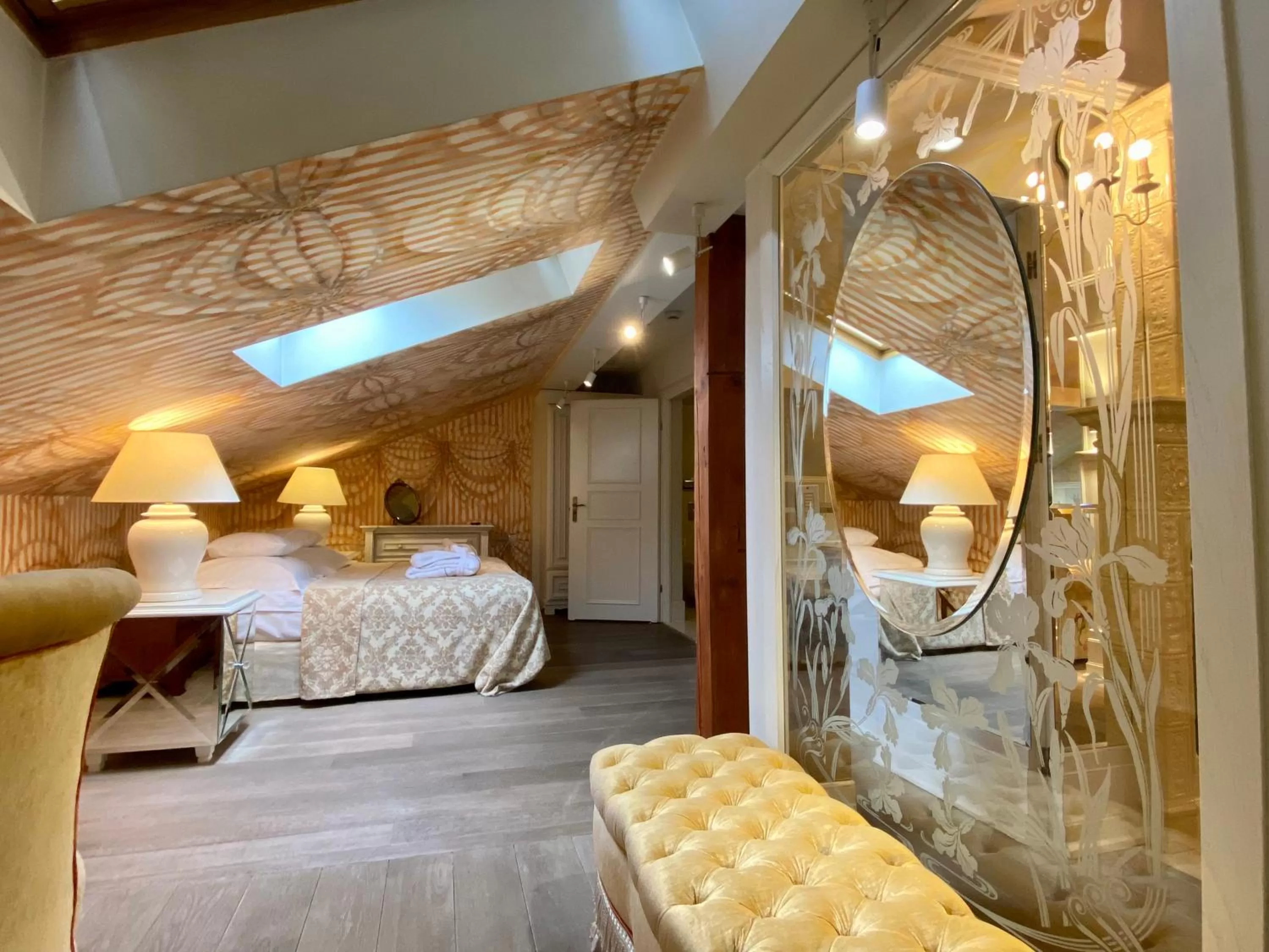 Bed in The Bonerowski Palace Boutique Hotel