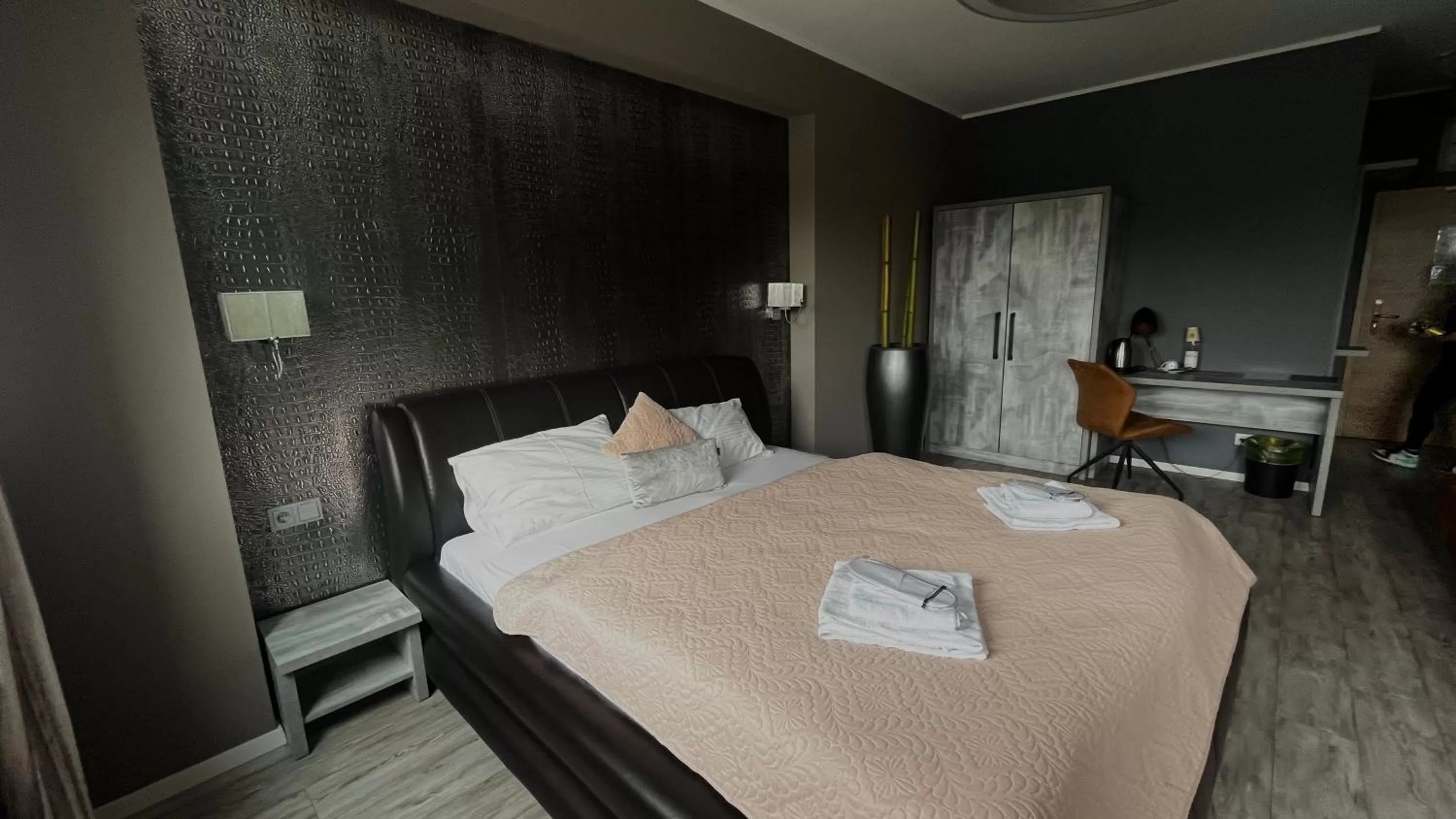 Bedroom, Bed in VitaLounge Sports & Spa Hotel