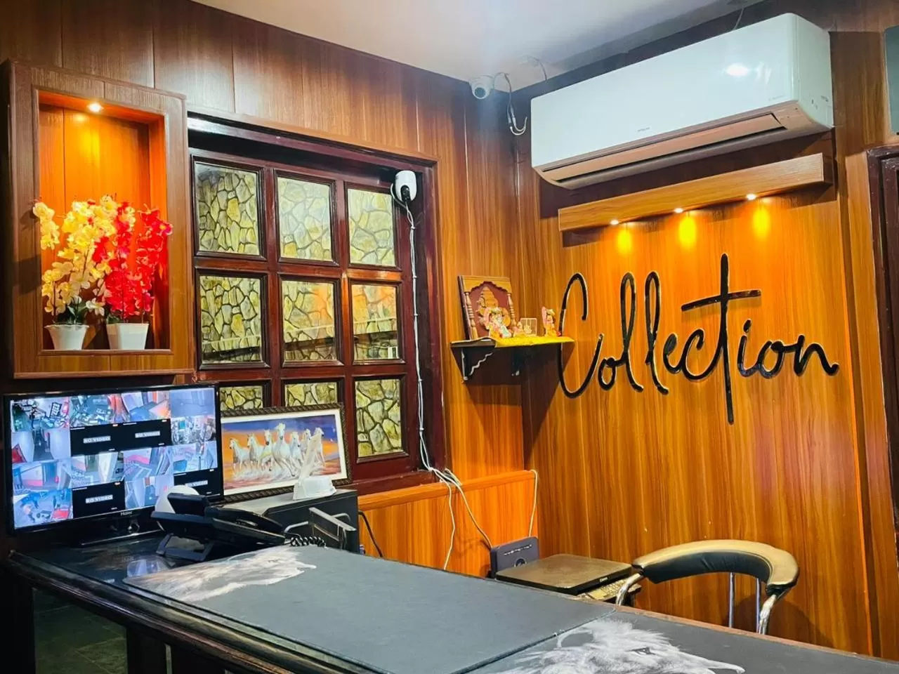 THE ROYAL PRESIDENCY INN